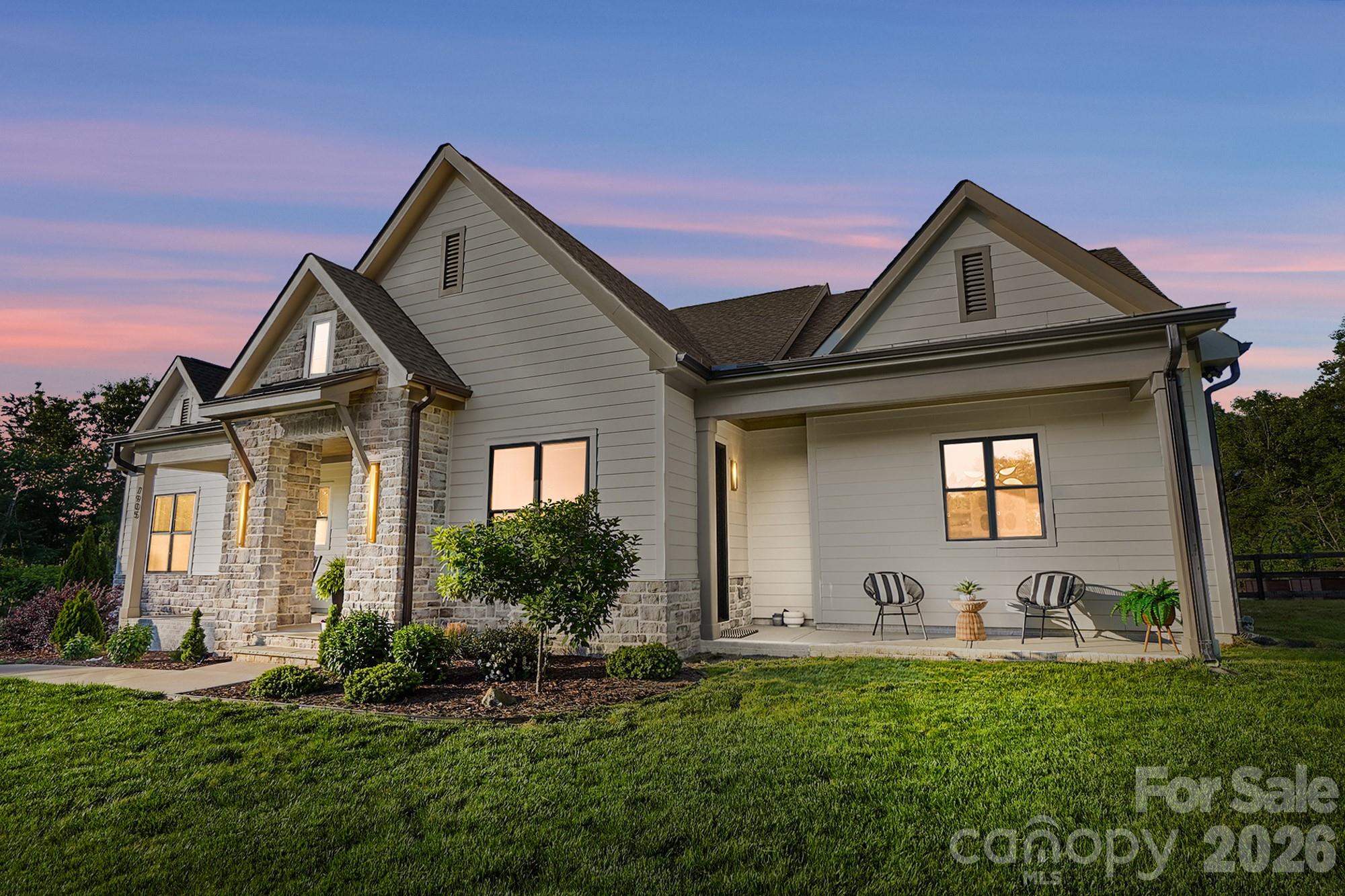 7905 Elegant Estates Drive — Mount Pleasant