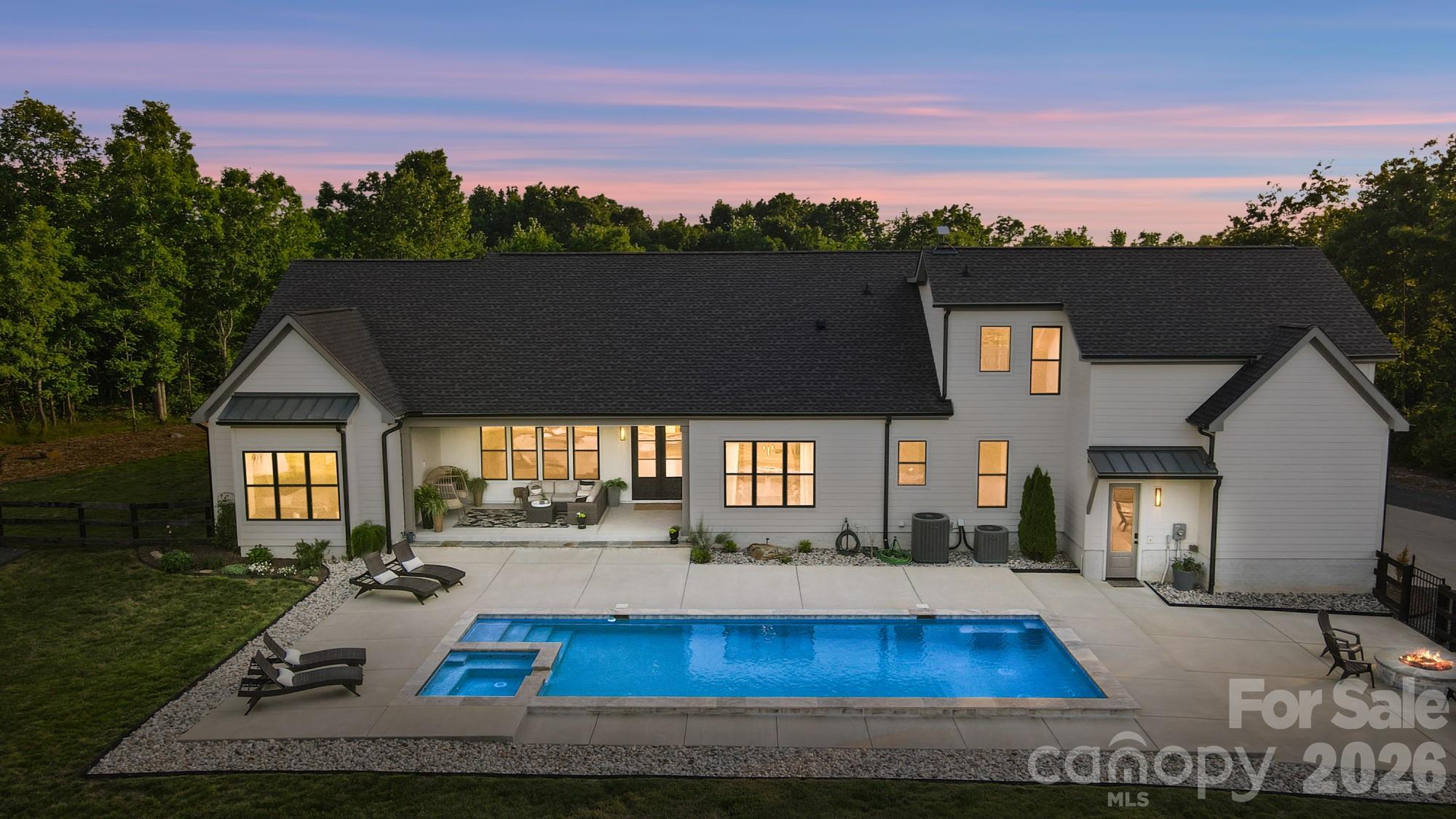 7905 Elegant Estates Drive — Mount Pleasant