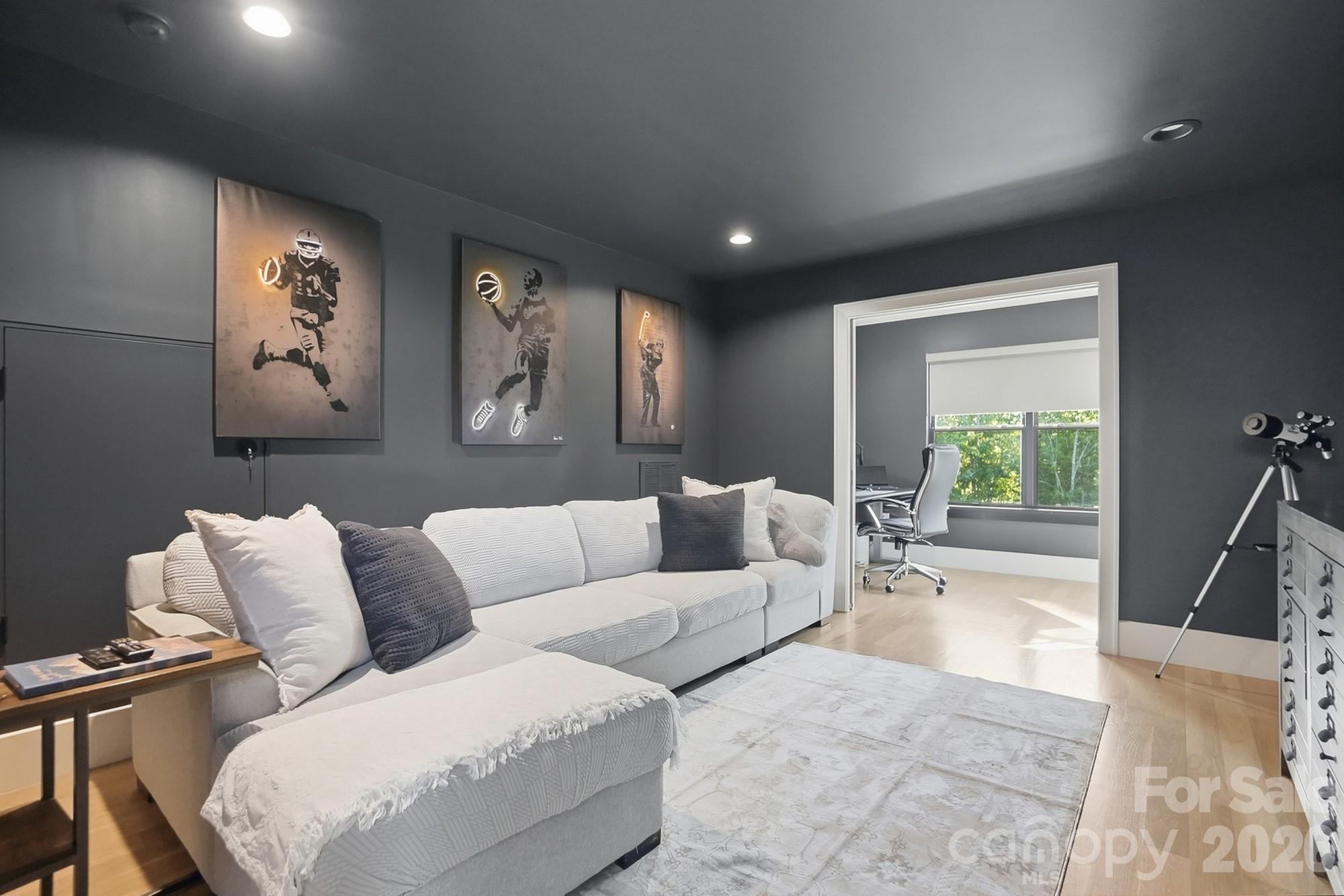 7905 Elegant Estates Drive — Mount Pleasant