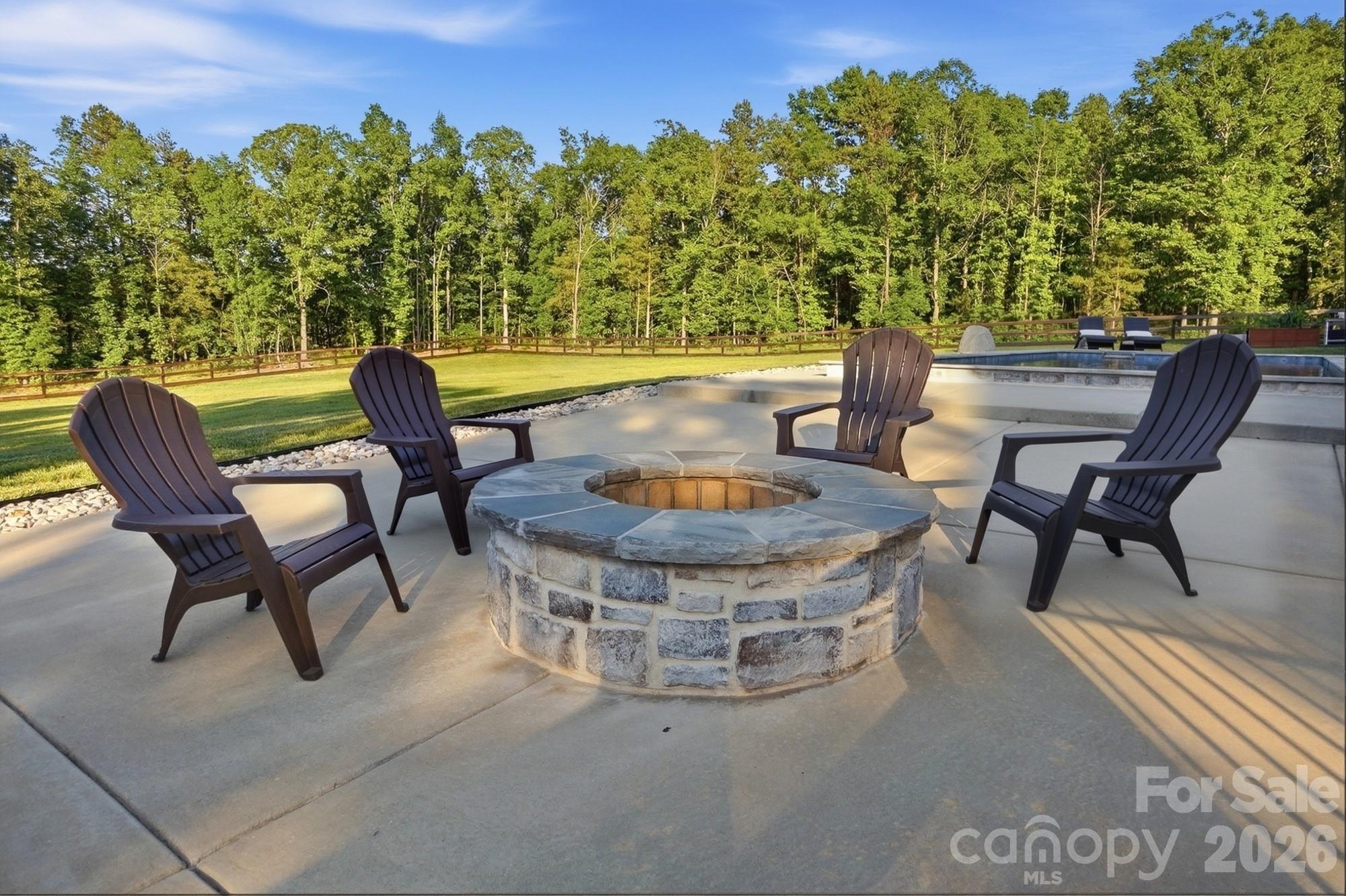 7905 Elegant Estates Drive — Mount Pleasant