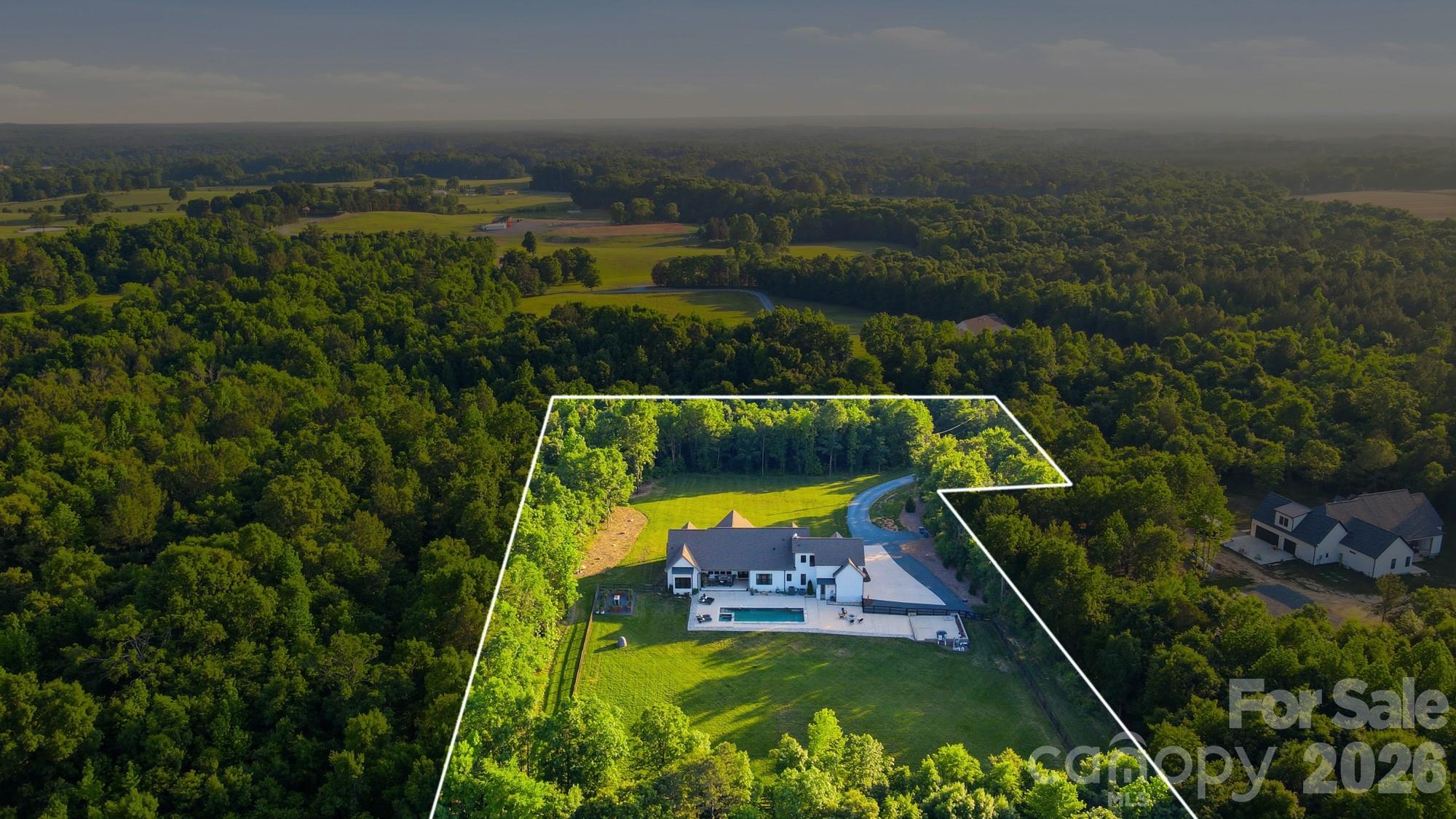 7905 Elegant Estates Drive — Mount Pleasant