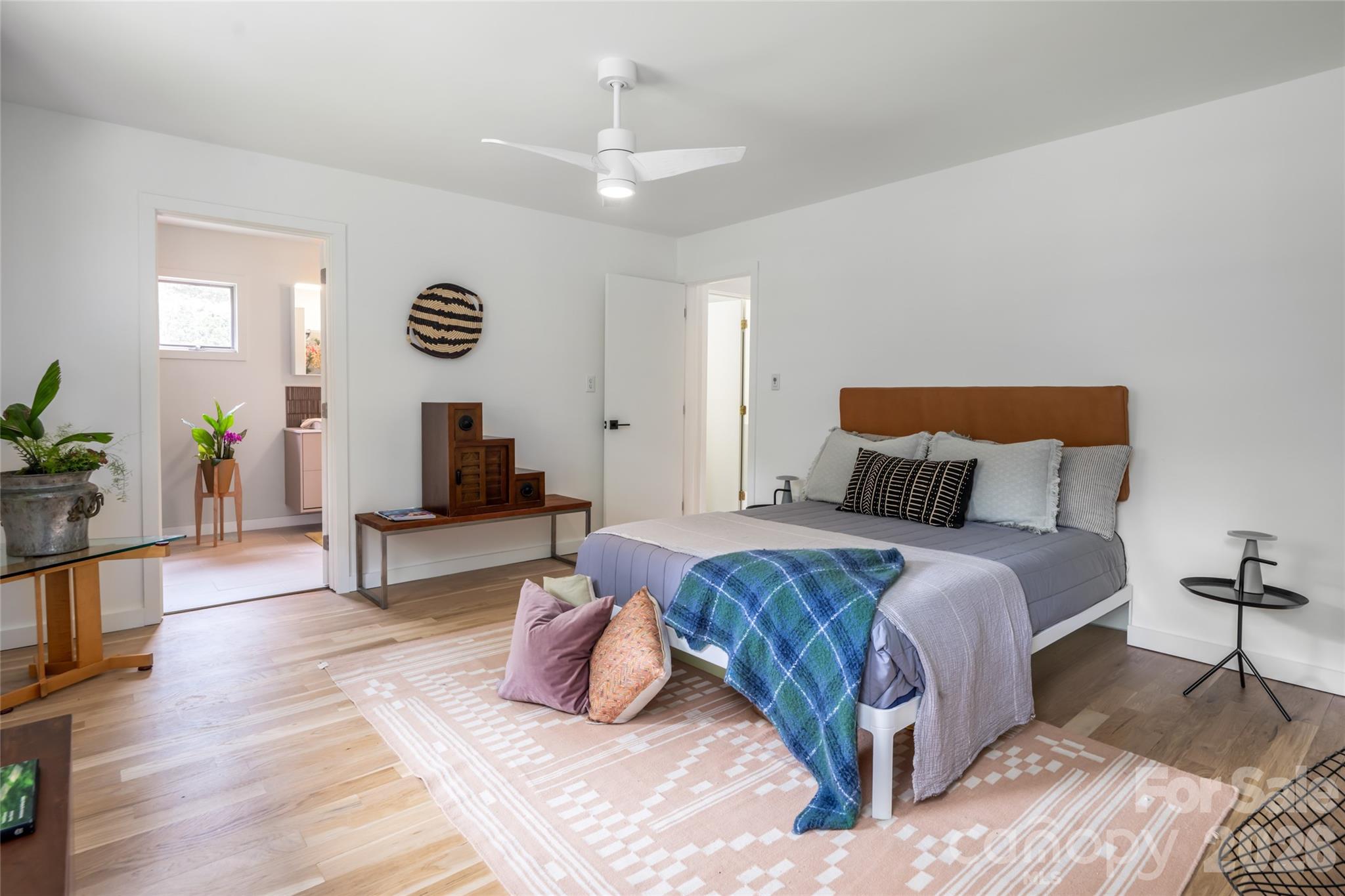 56 Donna Lane — Alexander