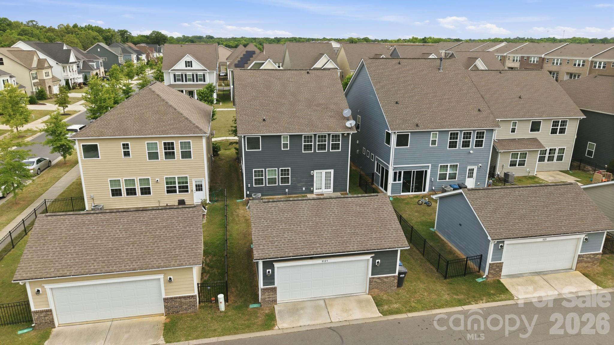 8123 Cornhill Avenue — Charlotte