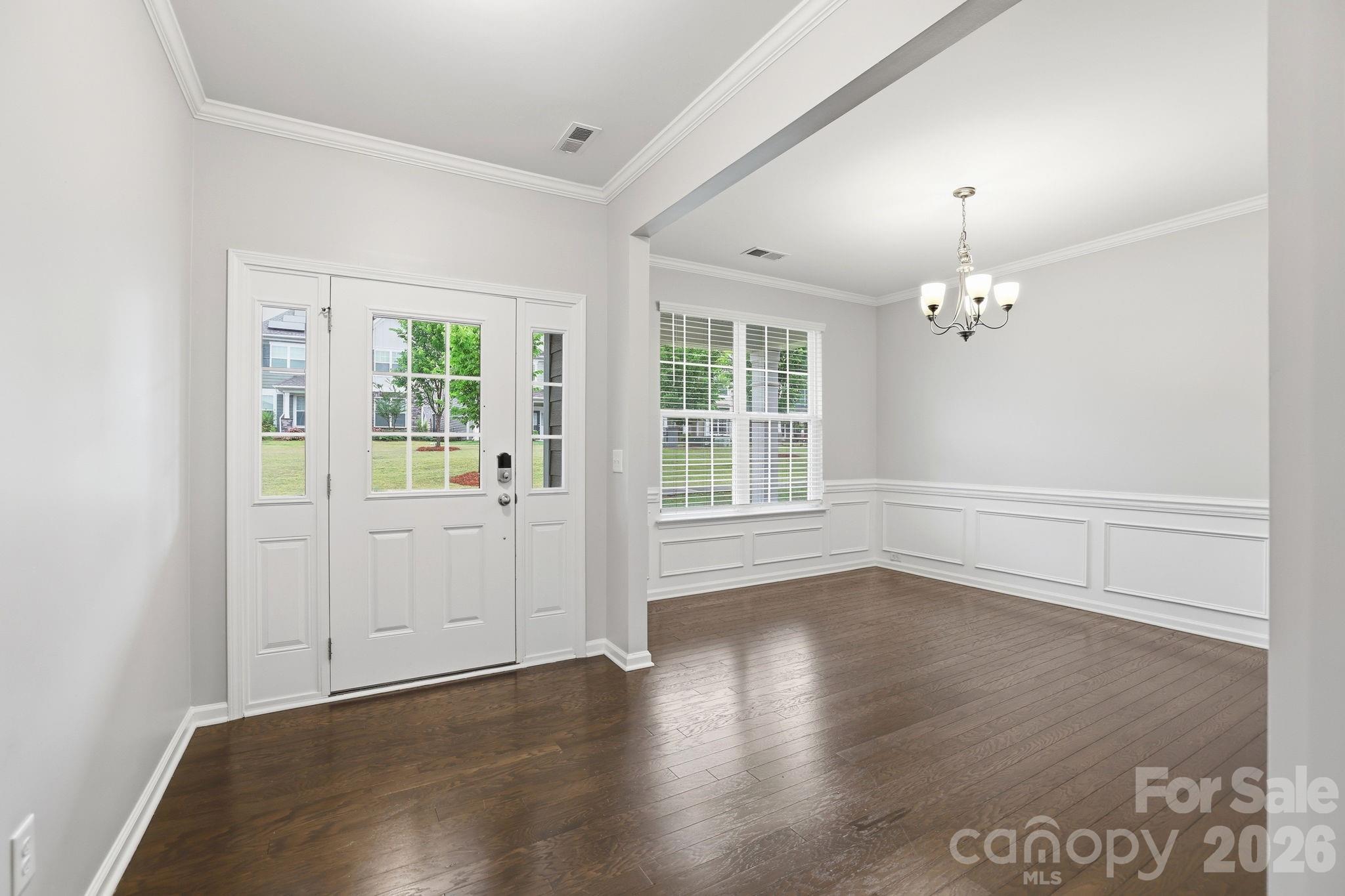 8123 Cornhill Avenue — Charlotte