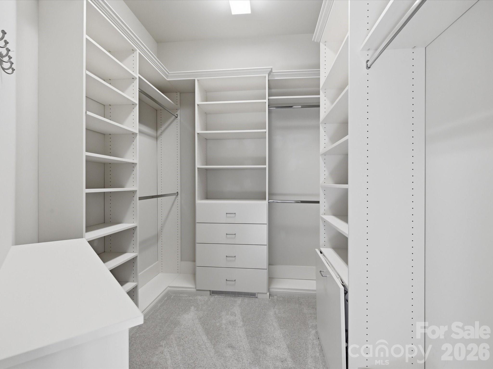 1126 Bromley Drive — Matthews