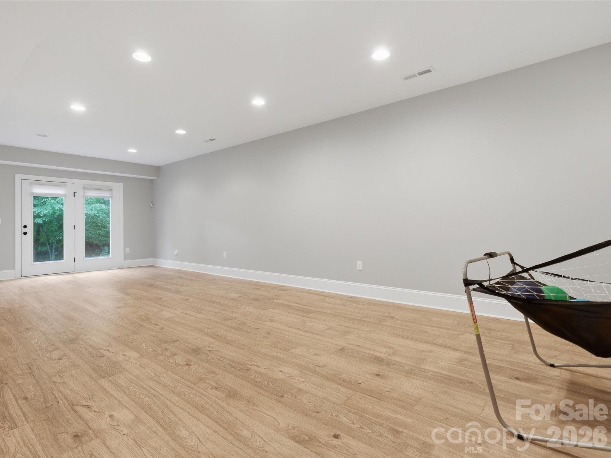 1126 Bromley Drive — Matthews