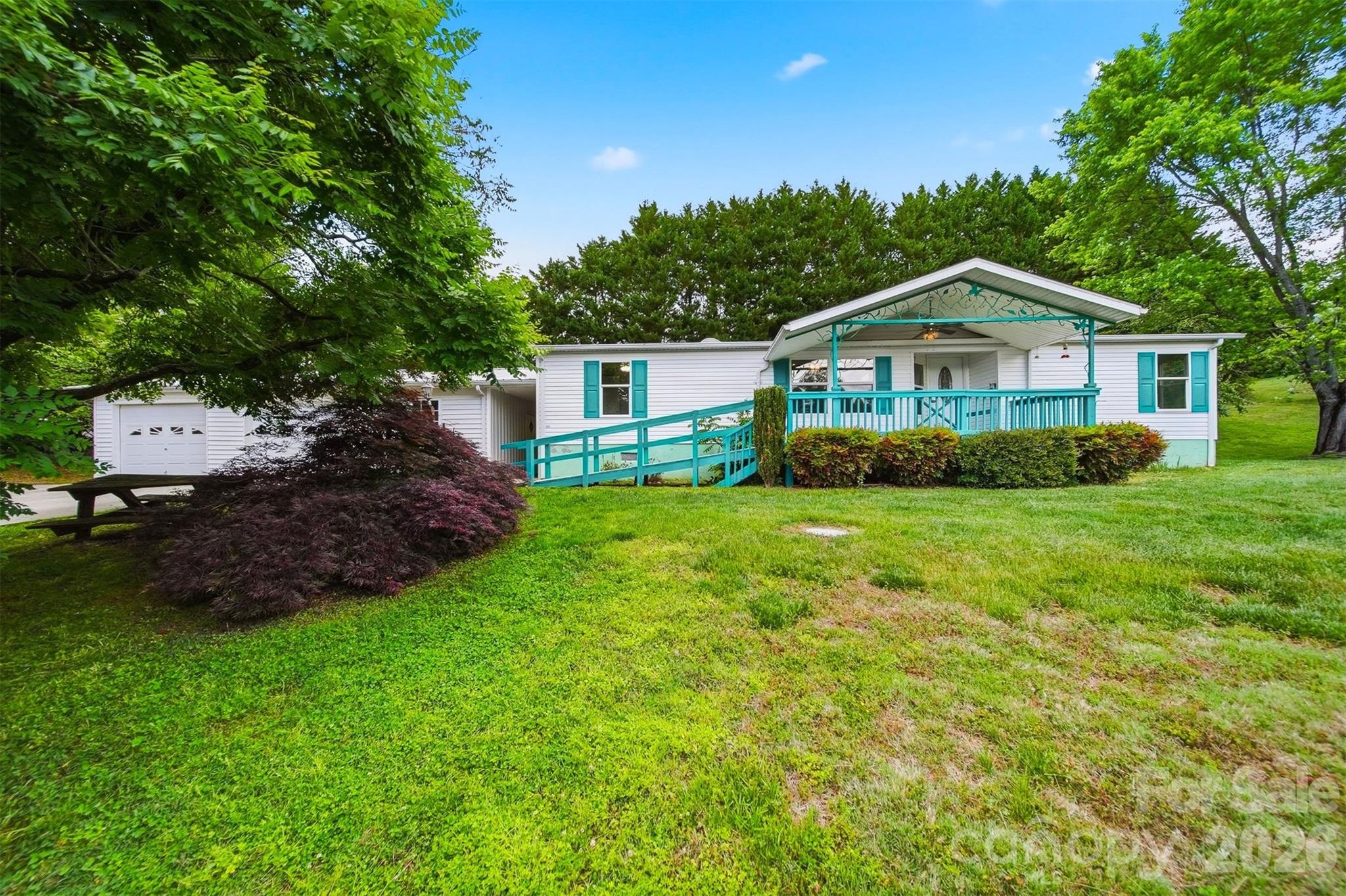 1488 Watermill Road — Morganton