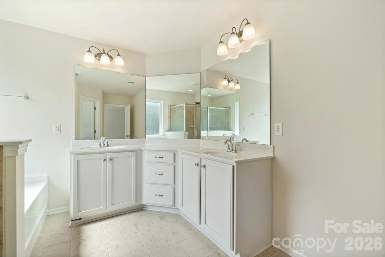 125 Yellowbell Road — Mooresville