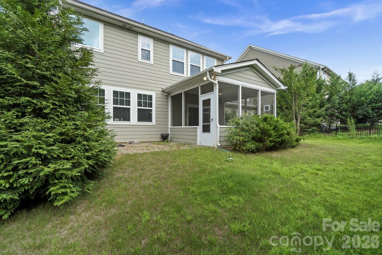 125 Yellowbell Road — Mooresville