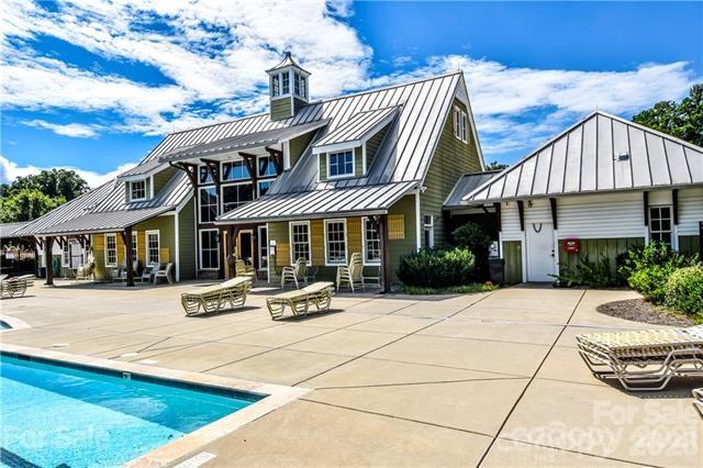 125 Yellowbell Road — Mooresville