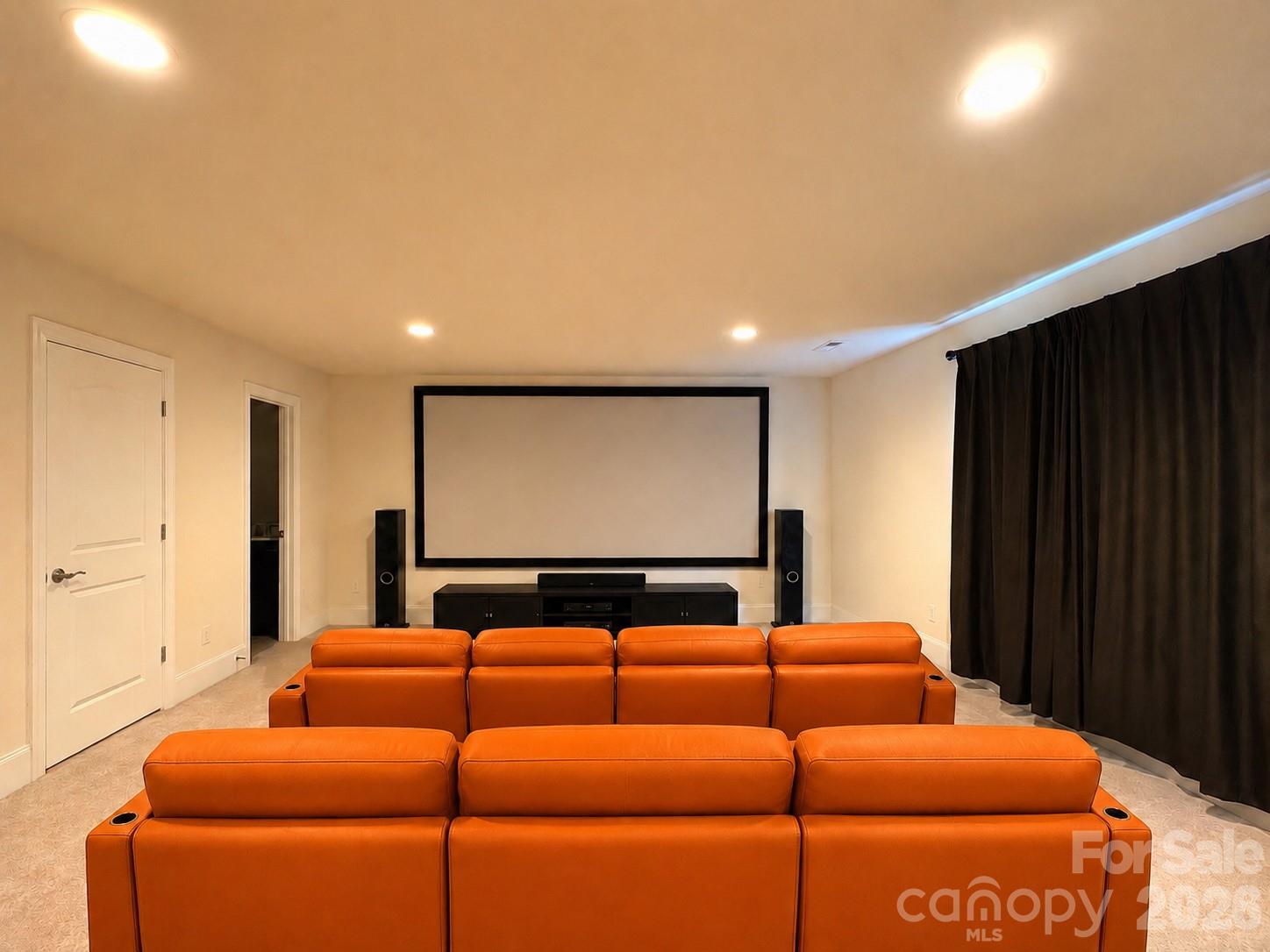 1719 Emory Oak Drive — Charlotte