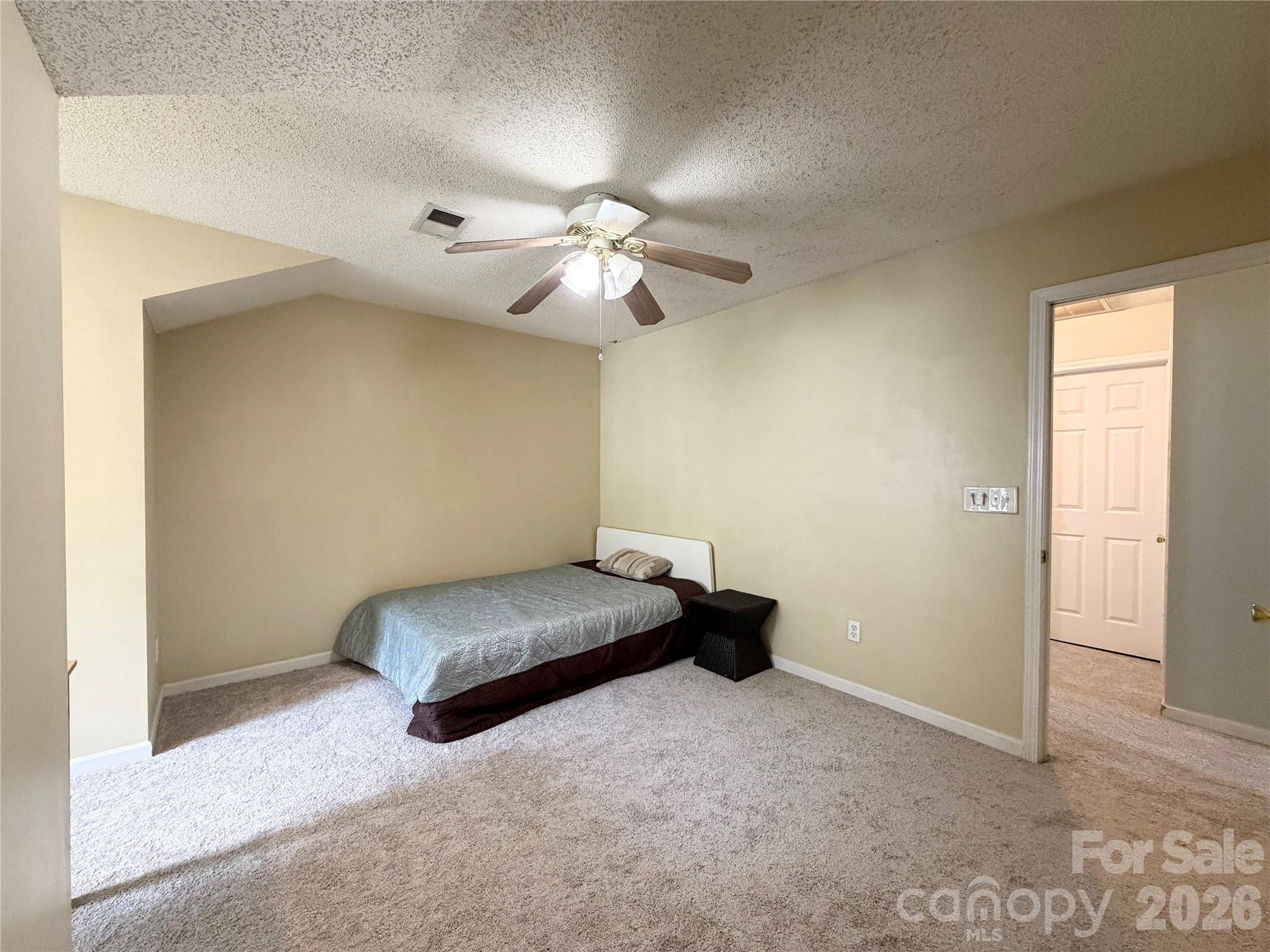 10206 University Park Lane — Charlotte