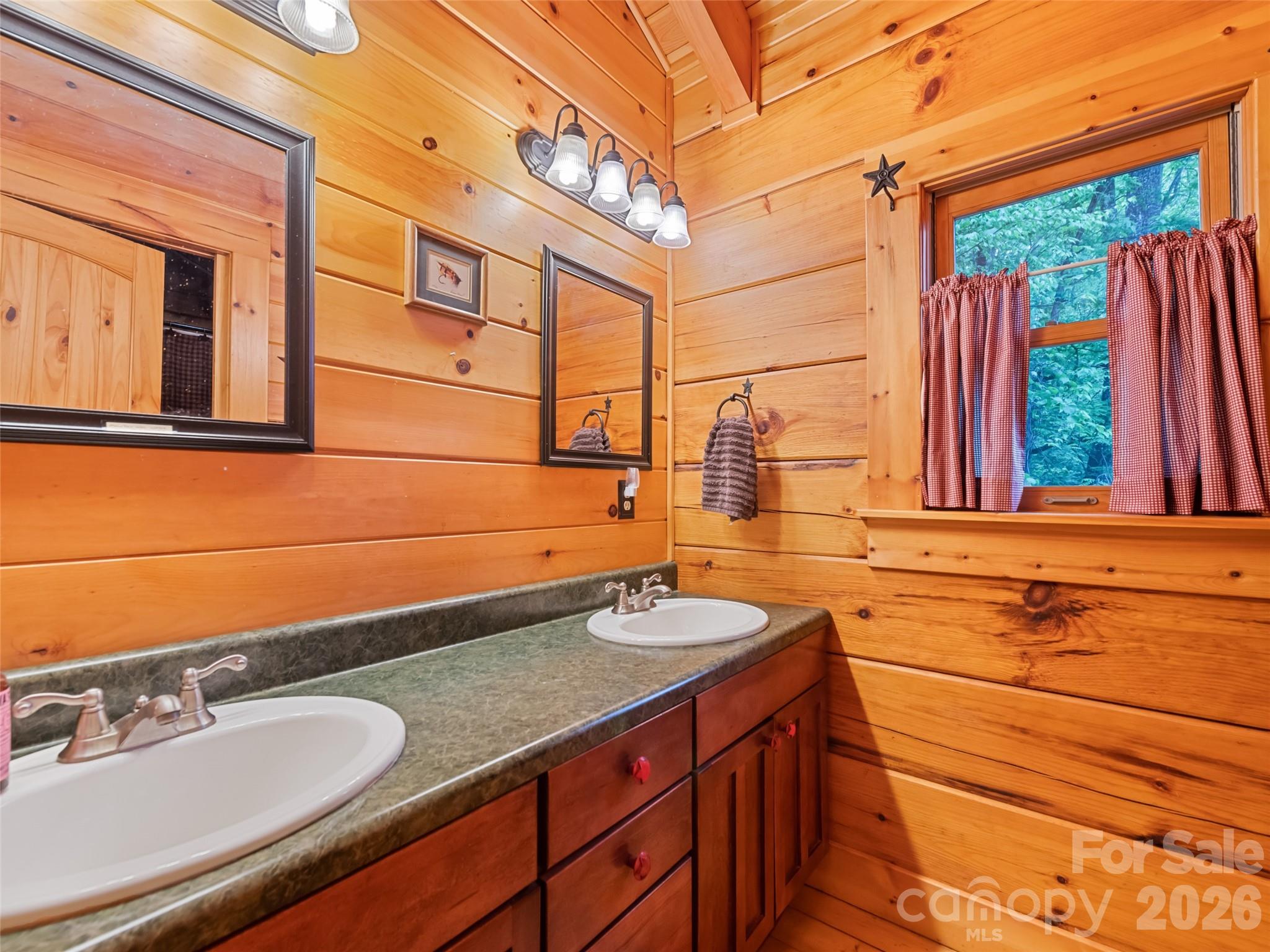 297 Hidden Cove Road — Maggie Valley