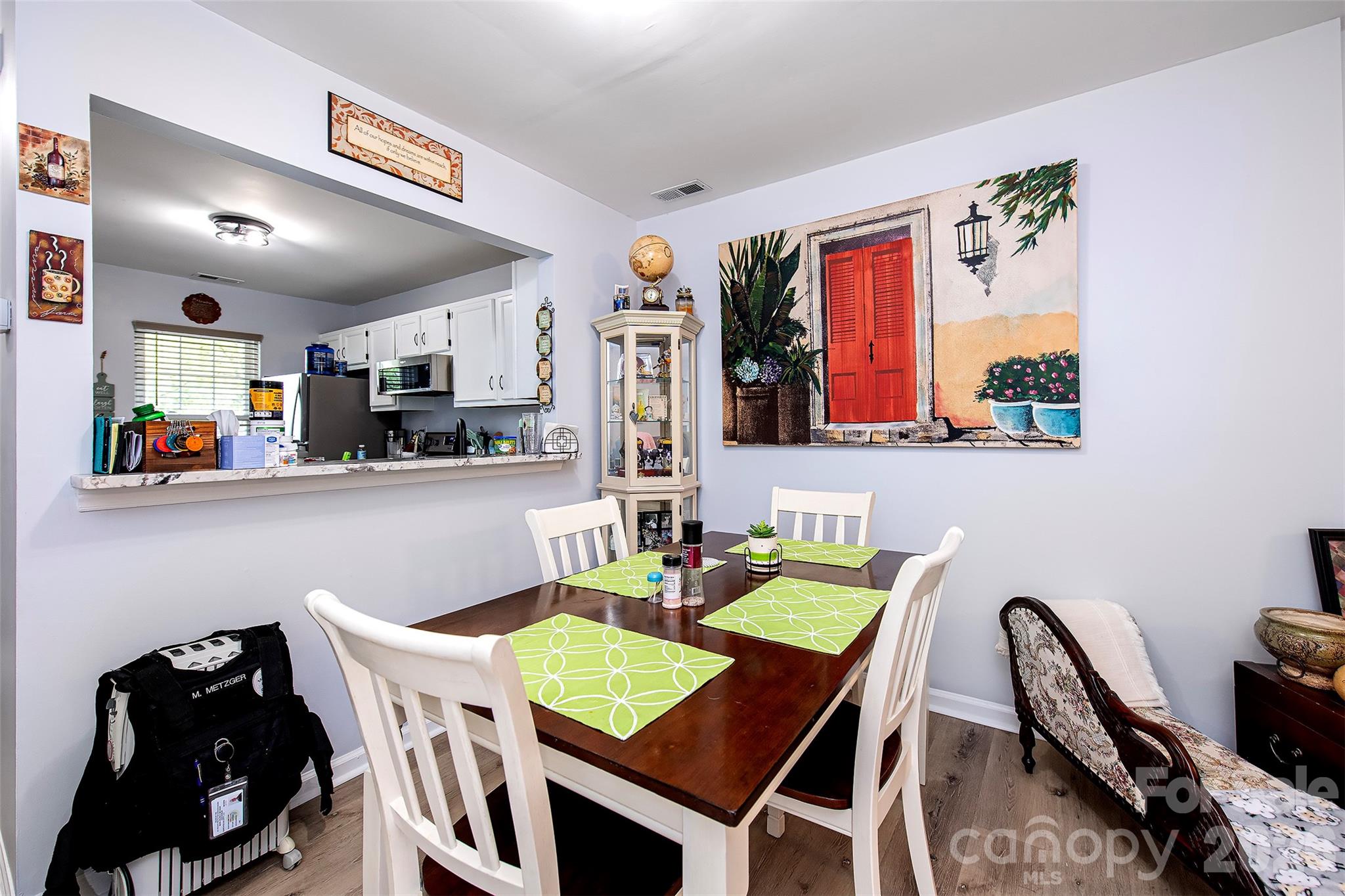 6137 Windsor Gate Lane — Charlotte