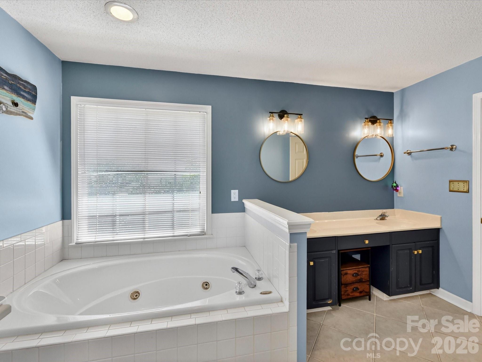 4303 Stonefield Drive — Charlotte