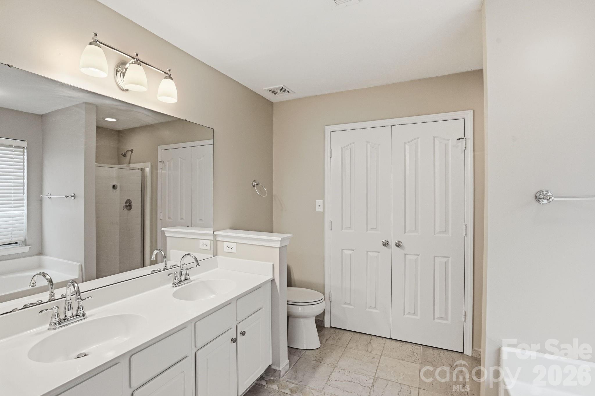 6914 Weirton Place — Charlotte