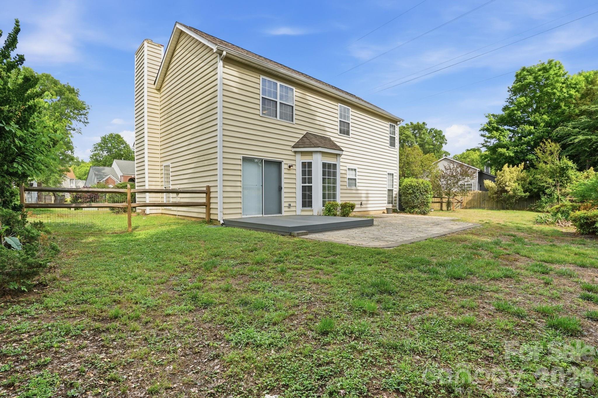 6914 Weirton Place — Charlotte