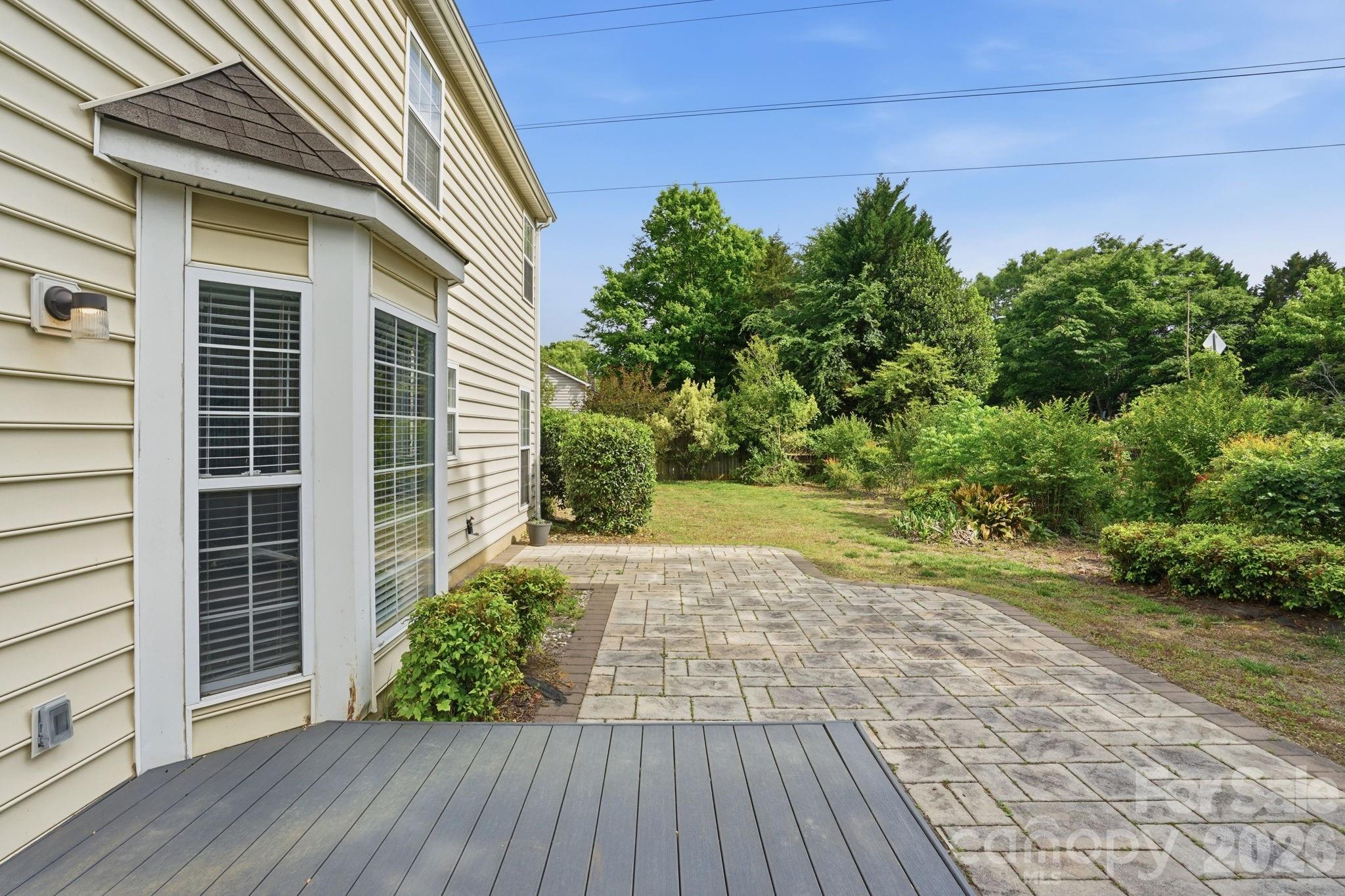 6914 Weirton Place — Charlotte