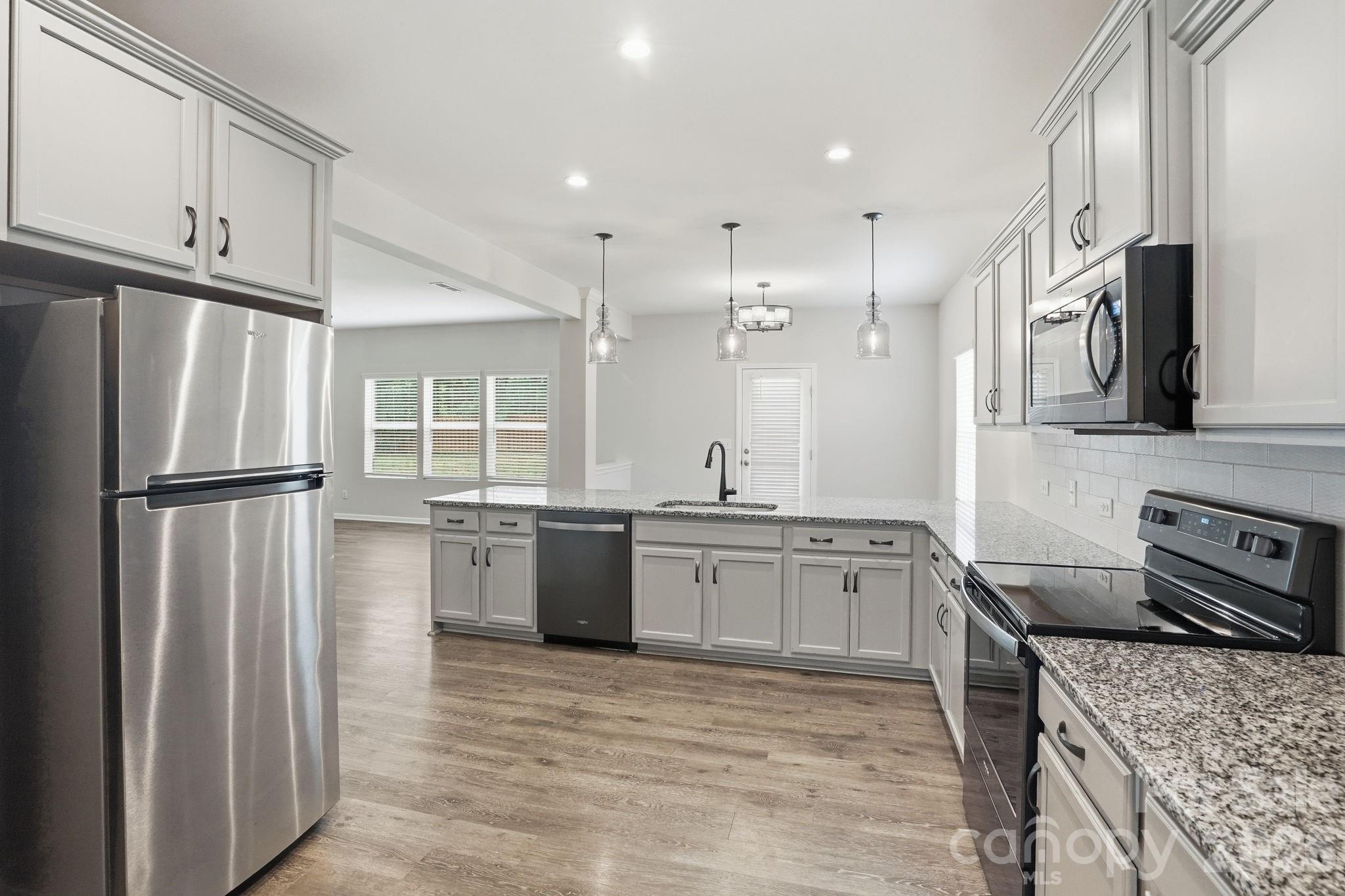 1006 Brooksland Place — Waxhaw