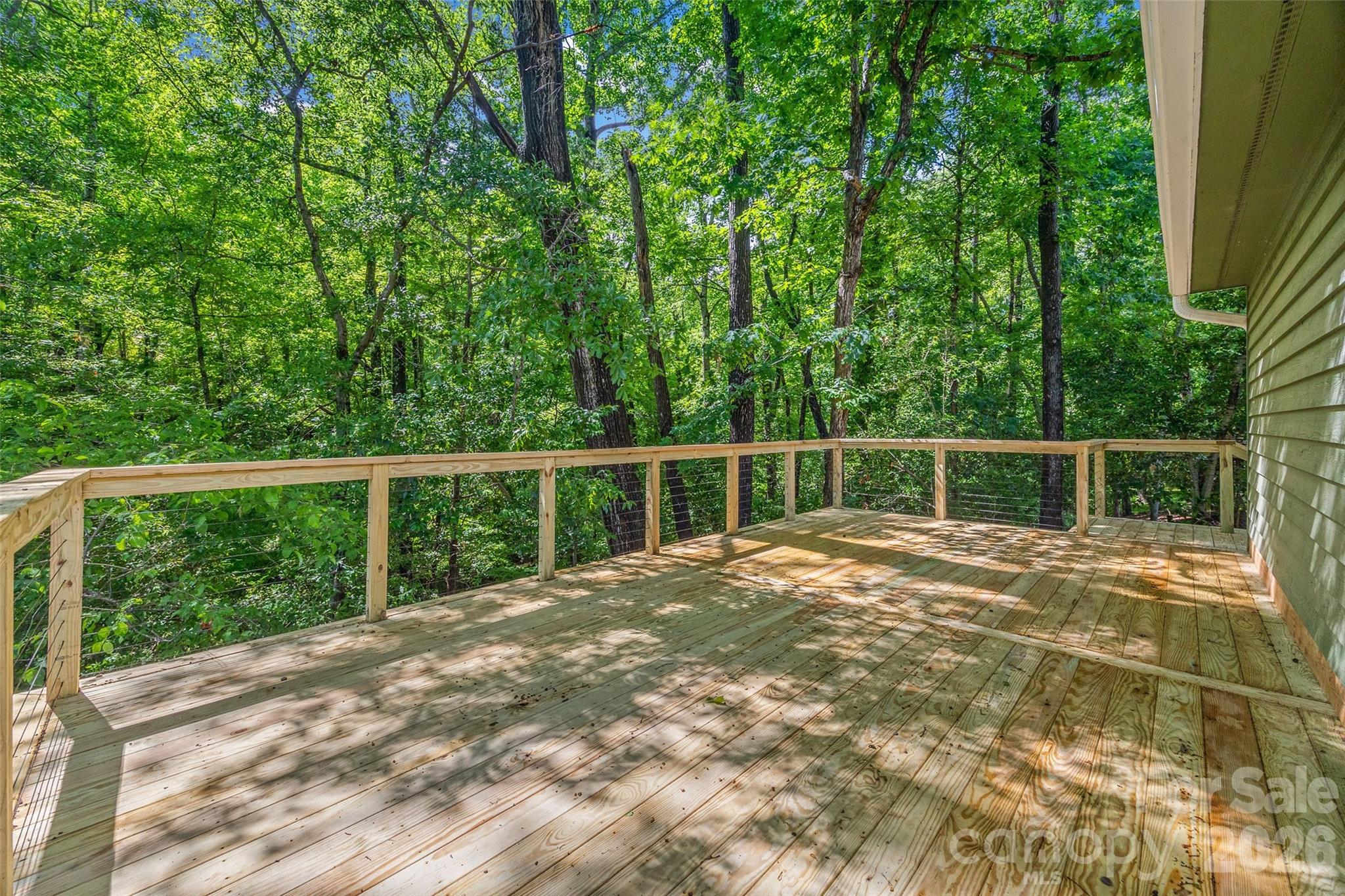 5043 Suwarrow Circle — Tega Cay