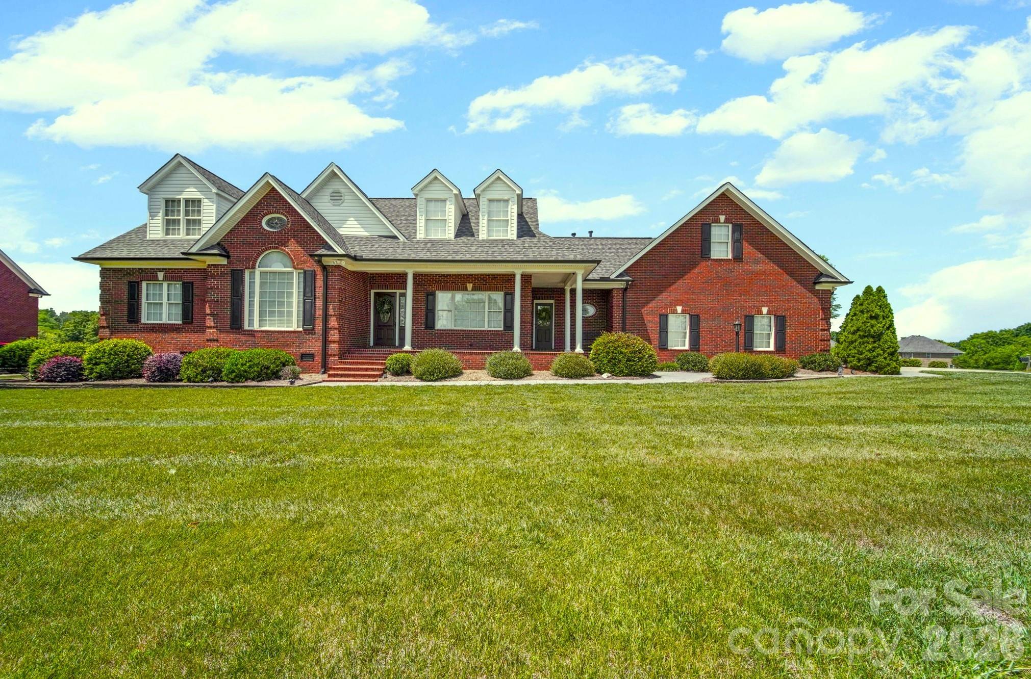 600 Ivah Lee Way — Monroe