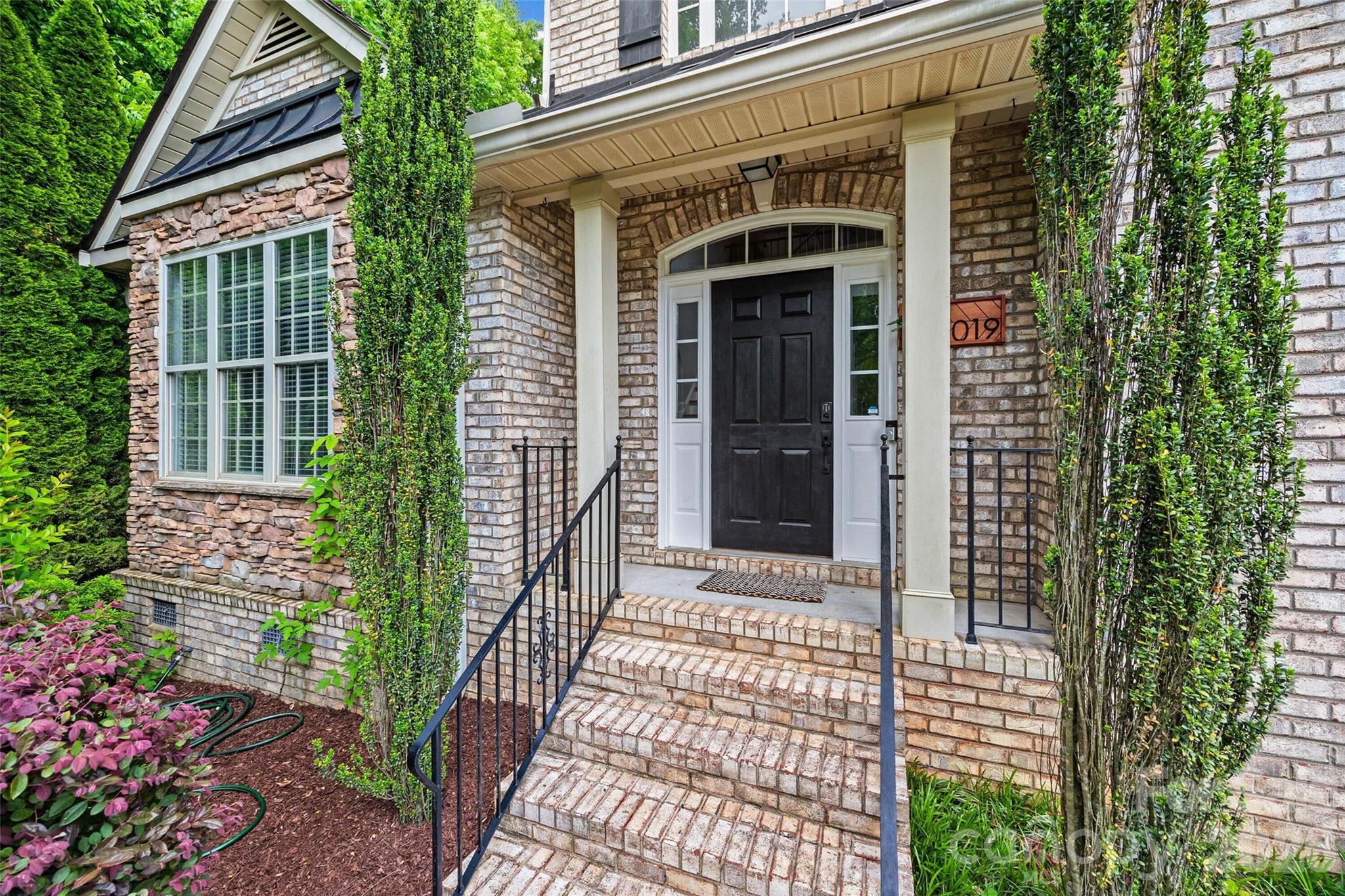 2019 Windrow Wood Court — Matthews