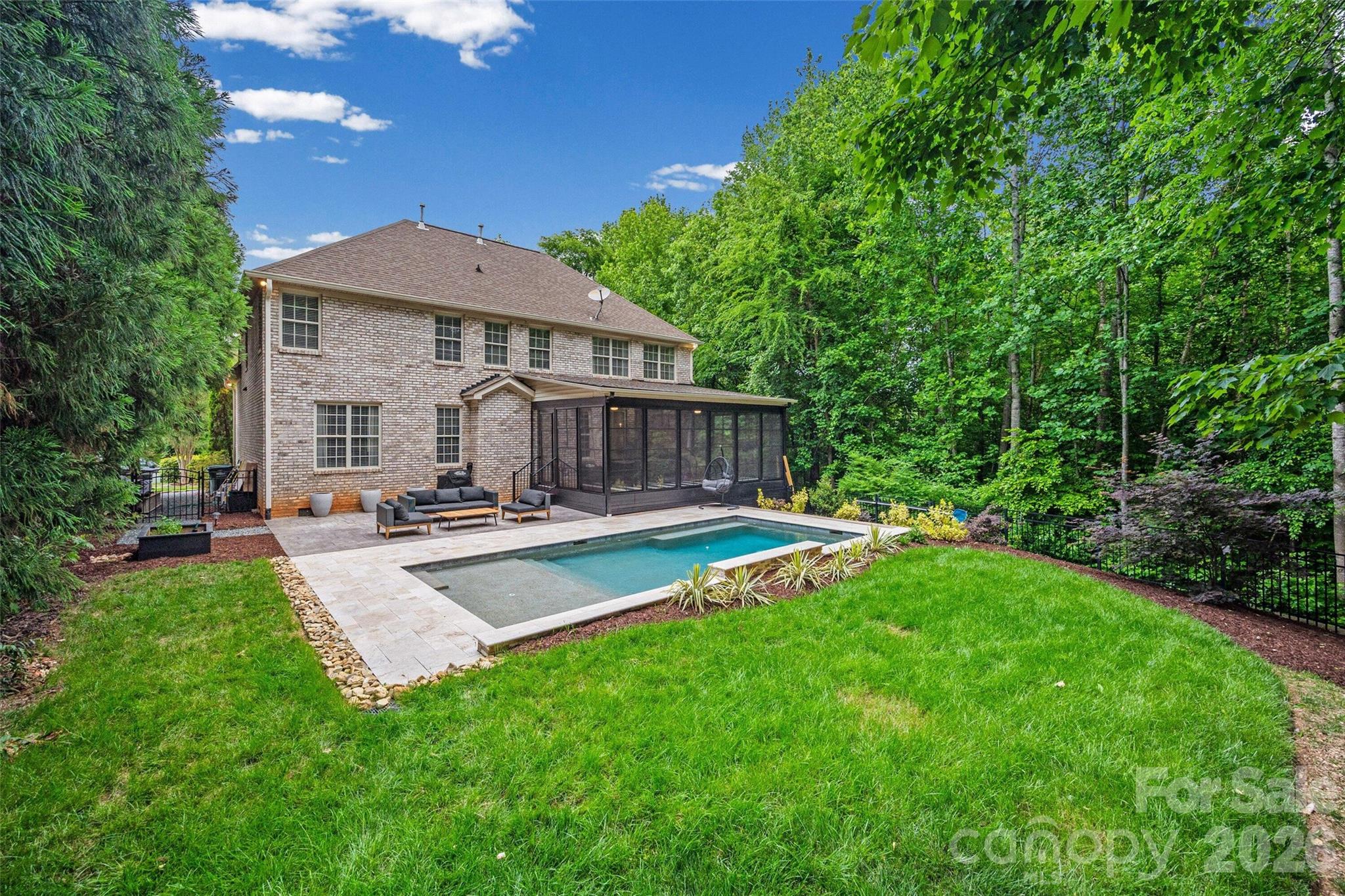 2019 Windrow Wood Court — Matthews