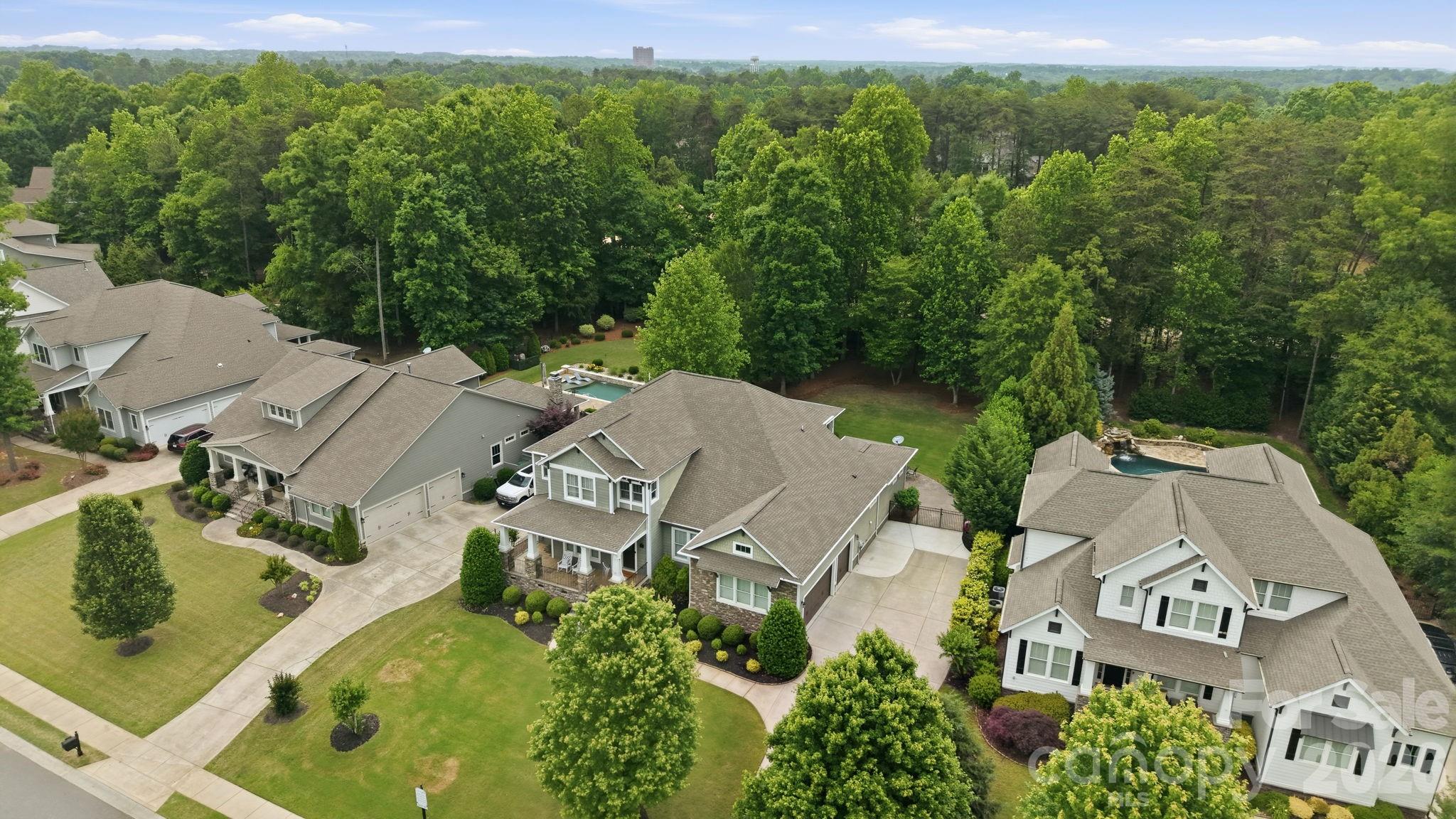 1077 Wessington Manor Lane — Fort Mill