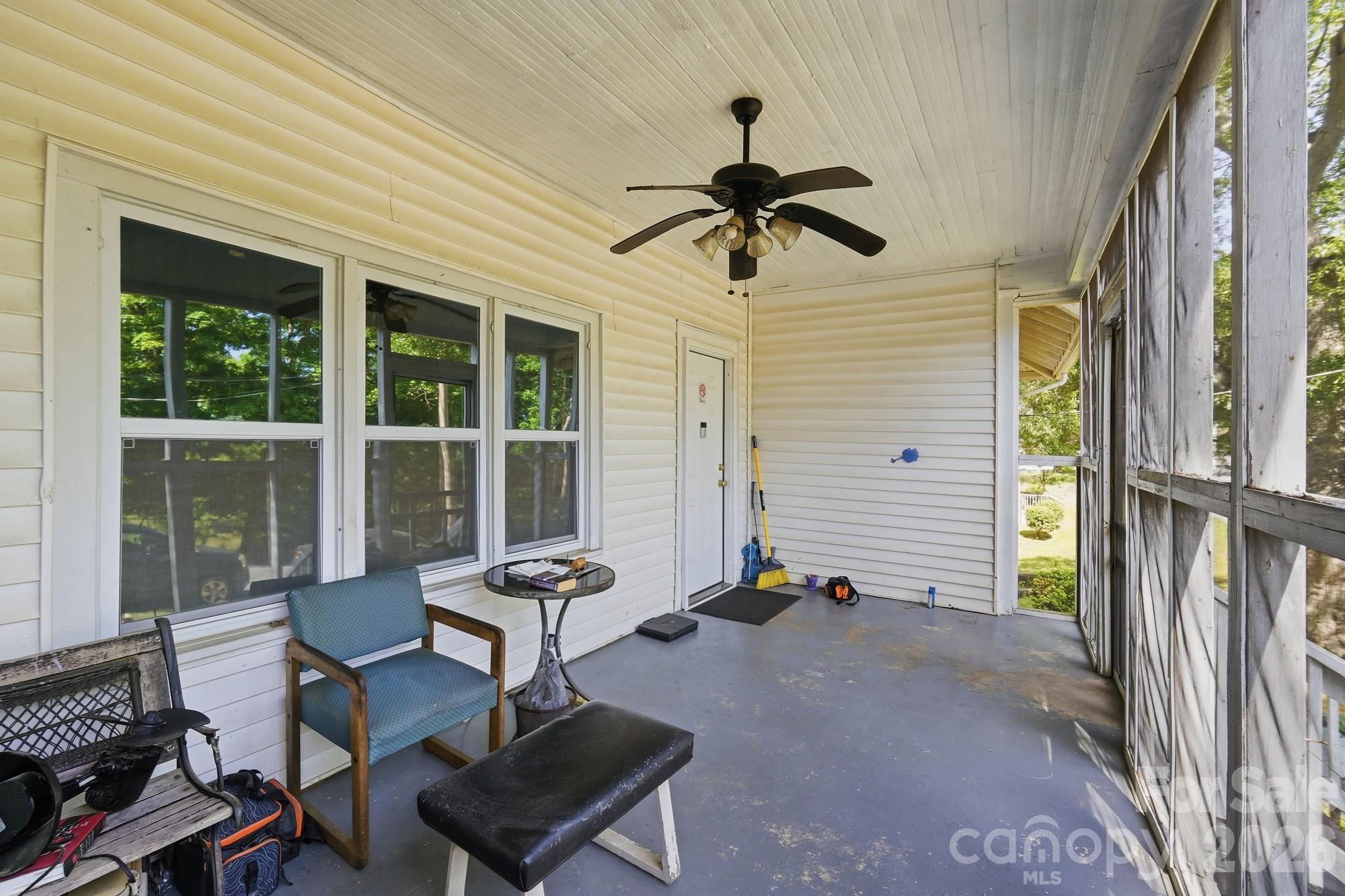 1018 W 5th Avenue — Gastonia