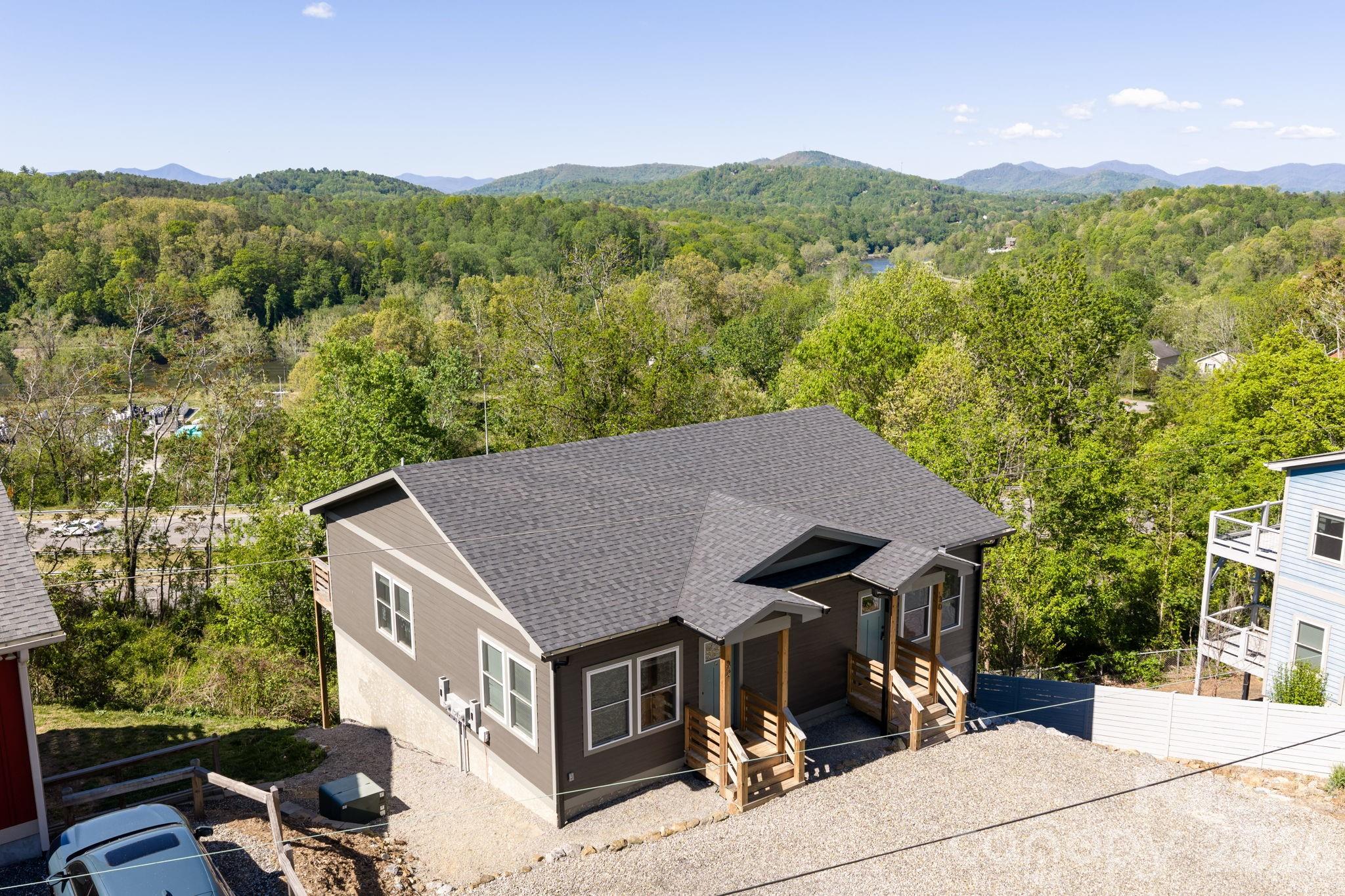 30 and 32 View Street — Asheville