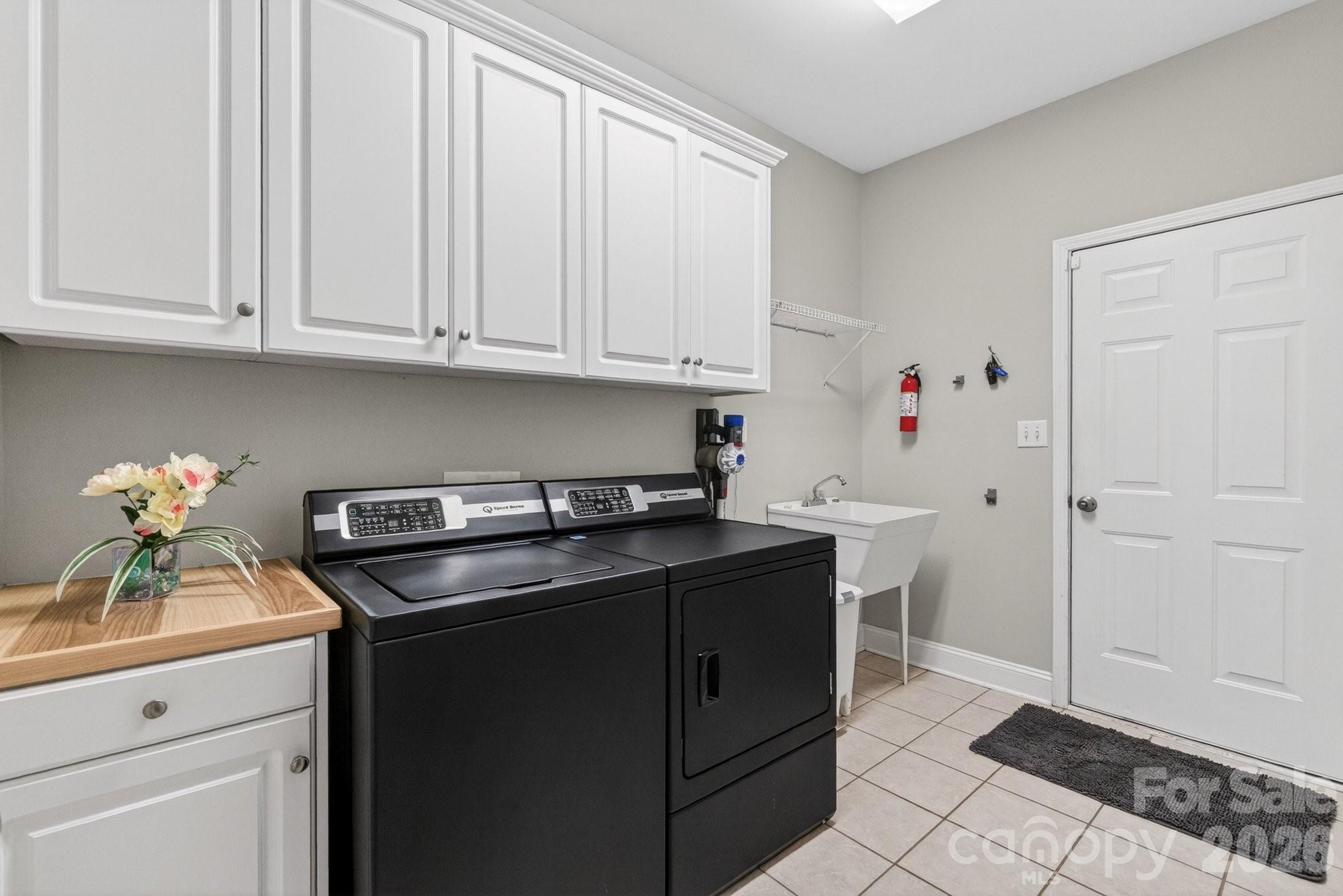 2707 Cotton Planter Lane — Charlotte