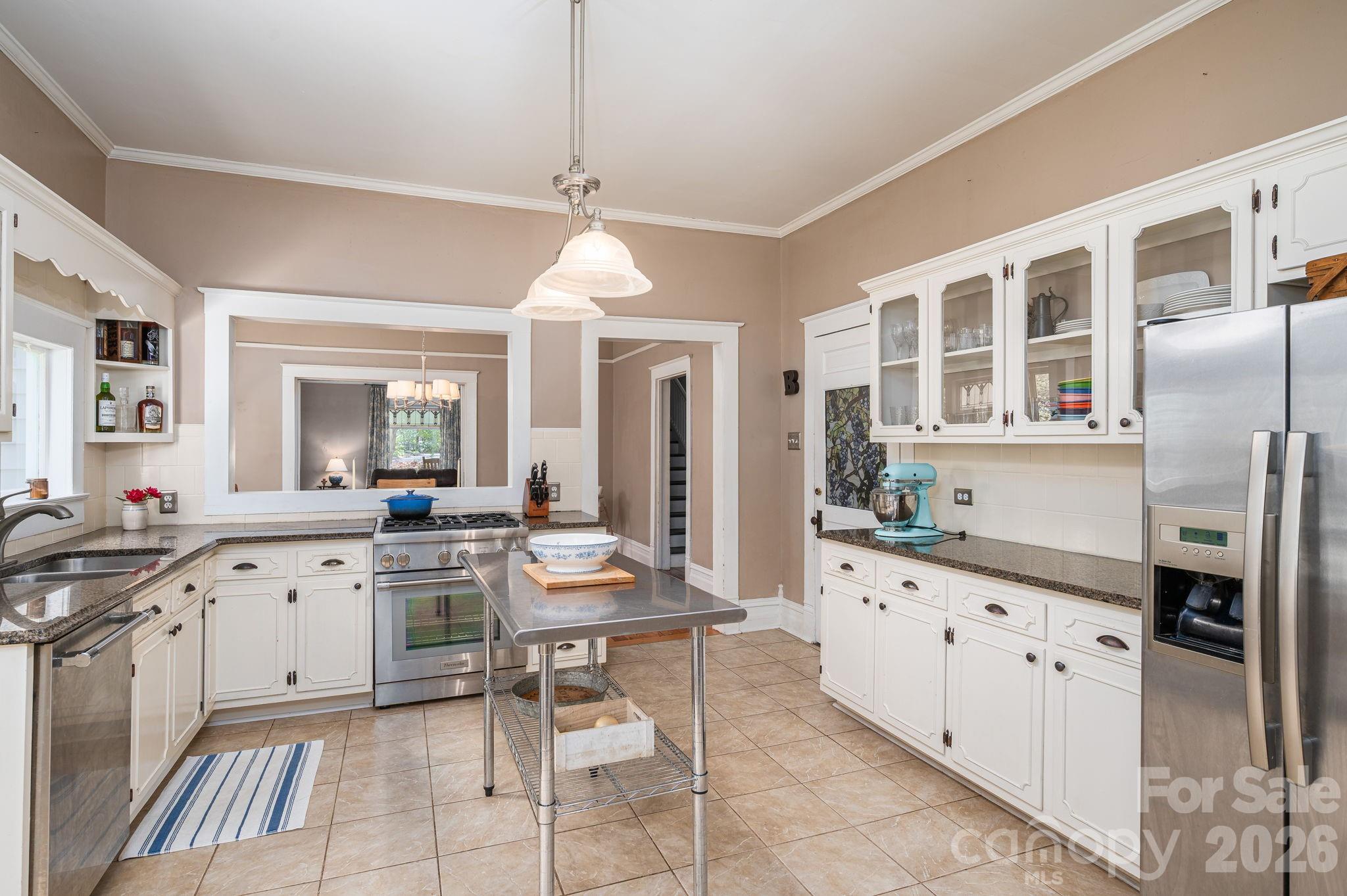 306 W Old Post Road — Cherryville
