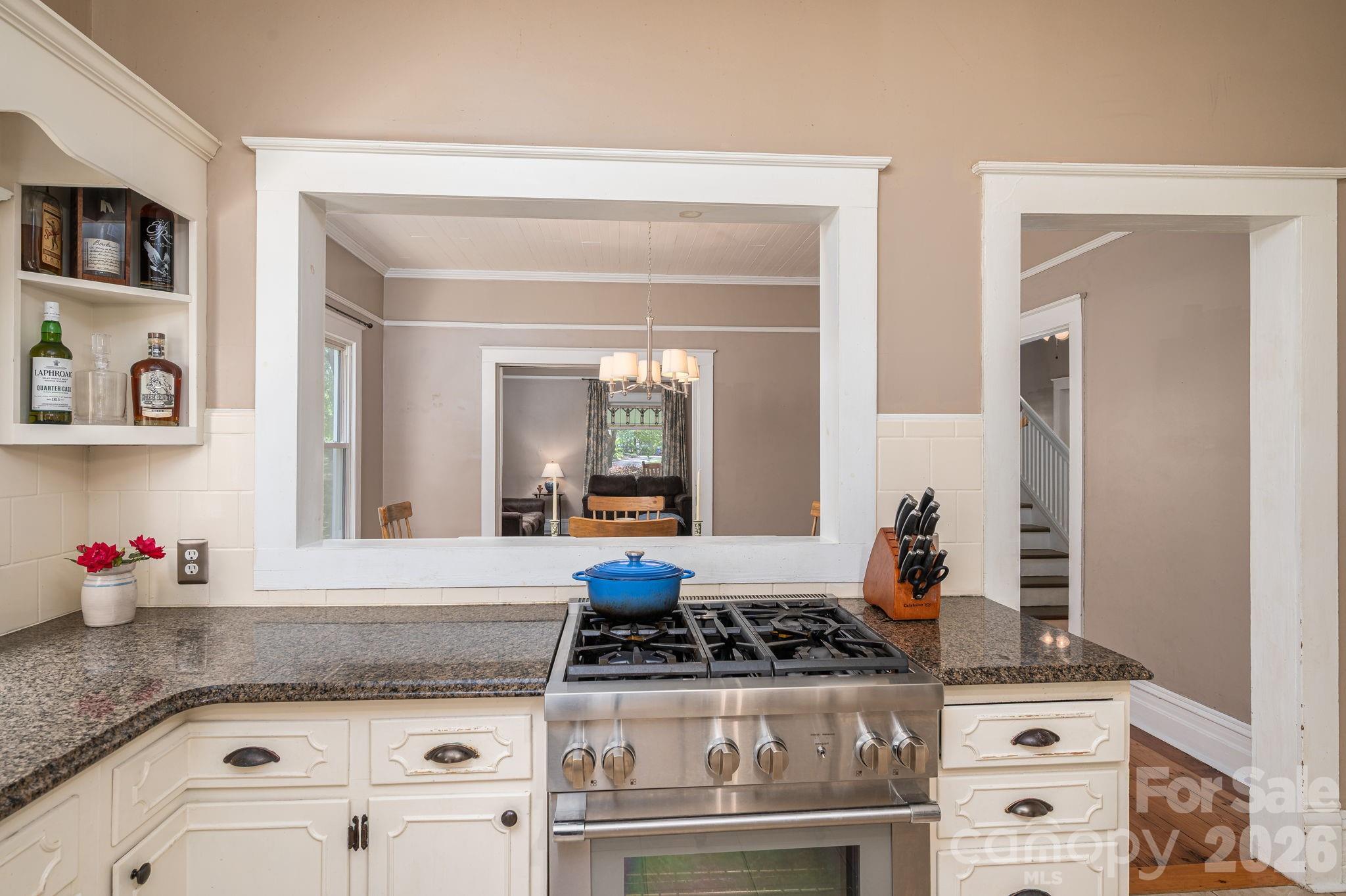 306 W Old Post Road — Cherryville