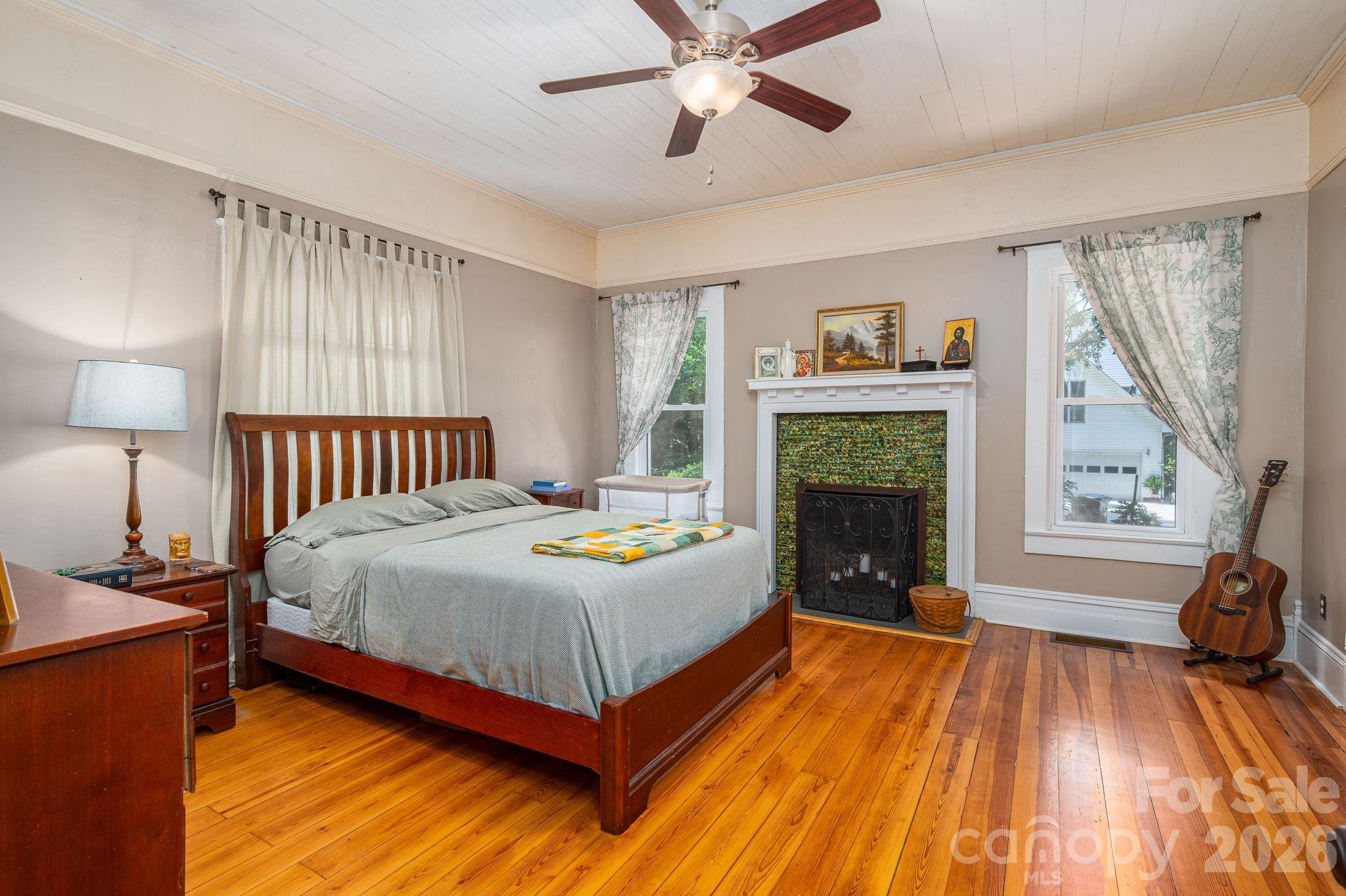 306 W Old Post Road — Cherryville