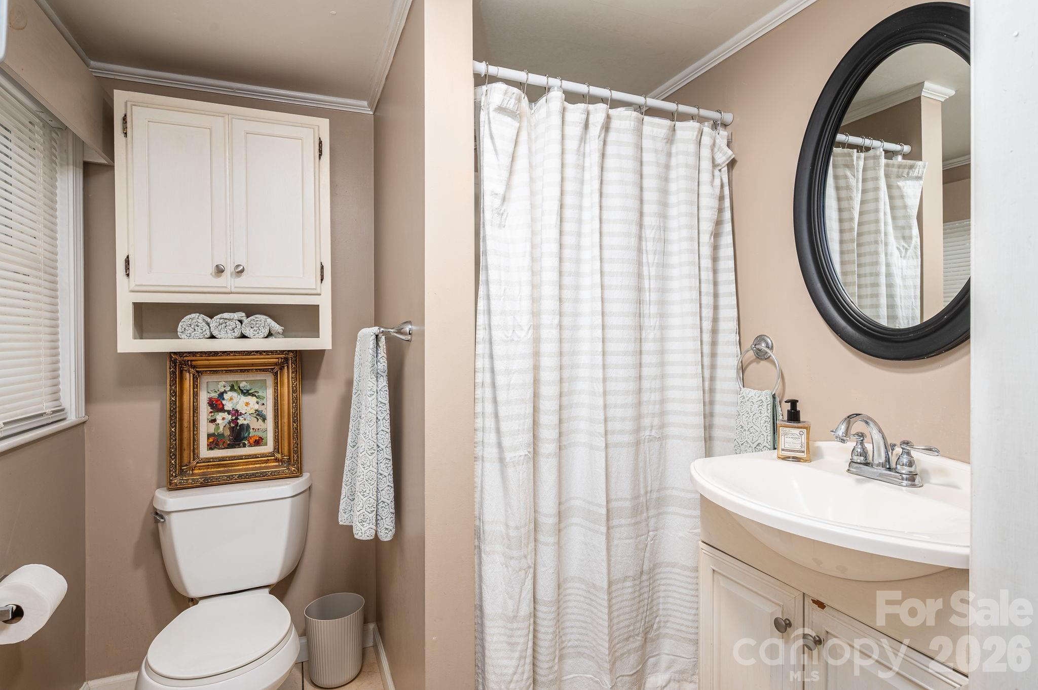306 W Old Post Road — Cherryville