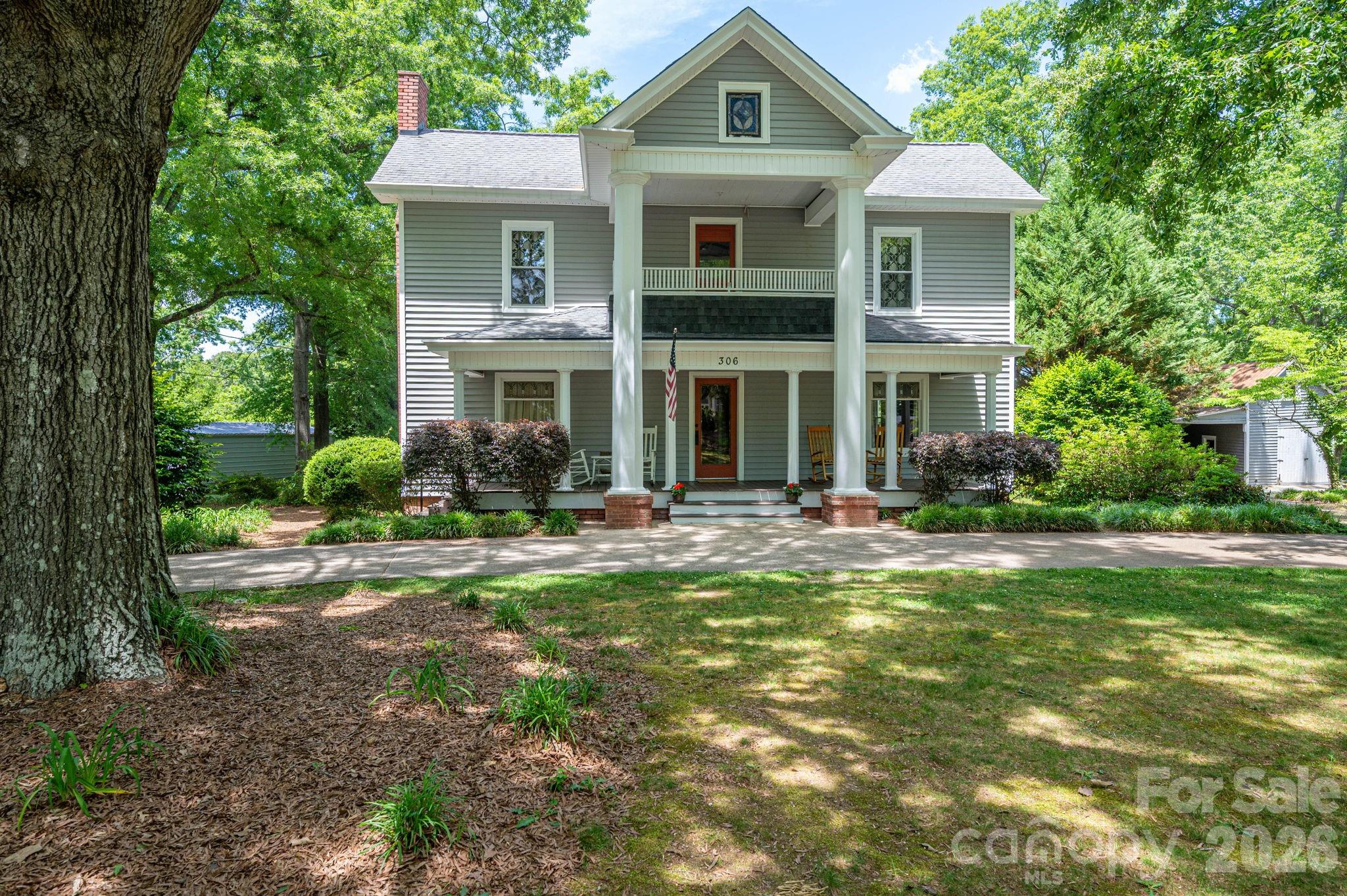 306 W Old Post Road — Cherryville