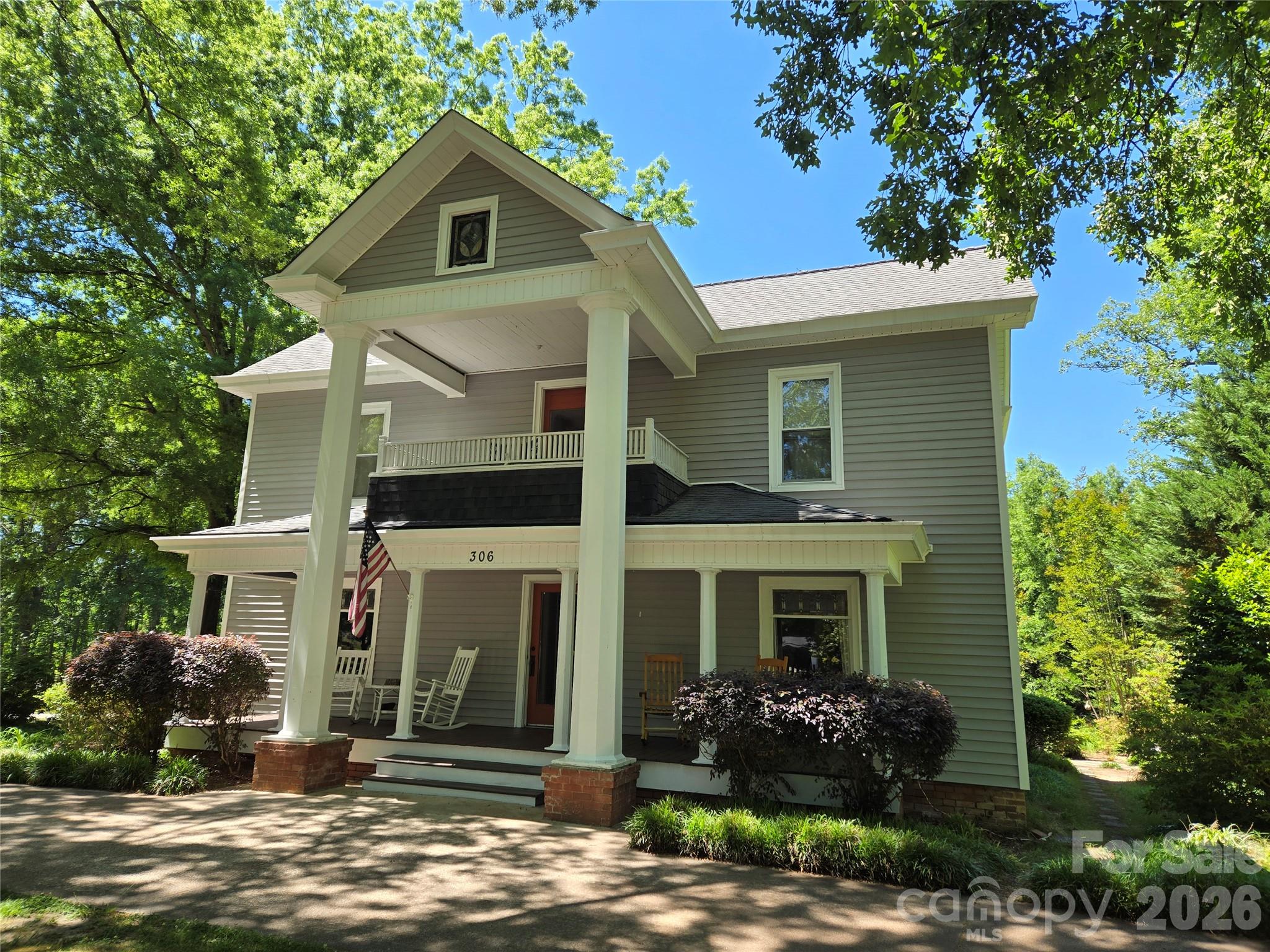 306 W Old Post Road — Cherryville