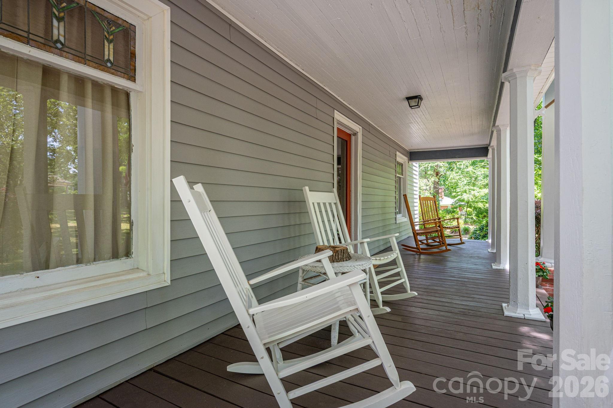 306 W Old Post Road — Cherryville