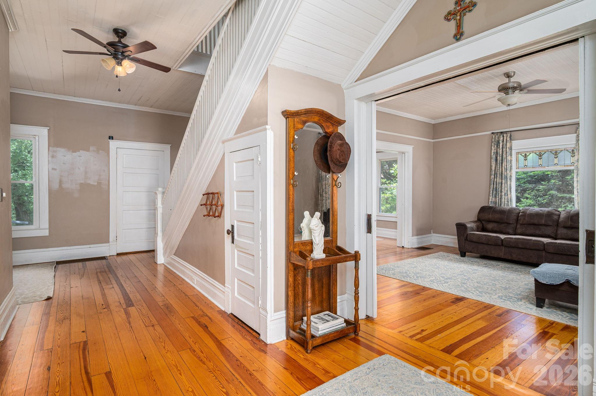 306 W Old Post Road — Cherryville