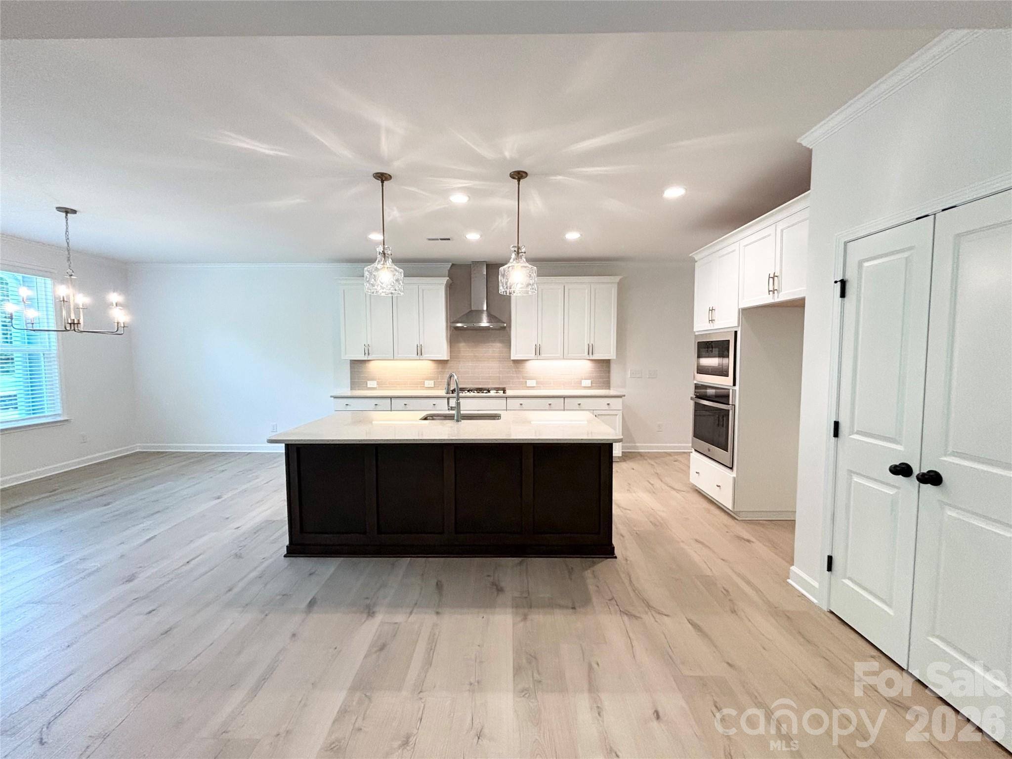 6823 Glen Abbey Lane — Mount Pleasant