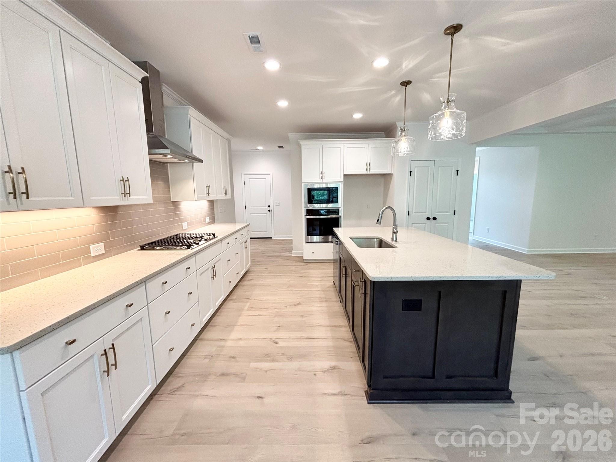 6823 Glen Abbey Lane — Mount Pleasant