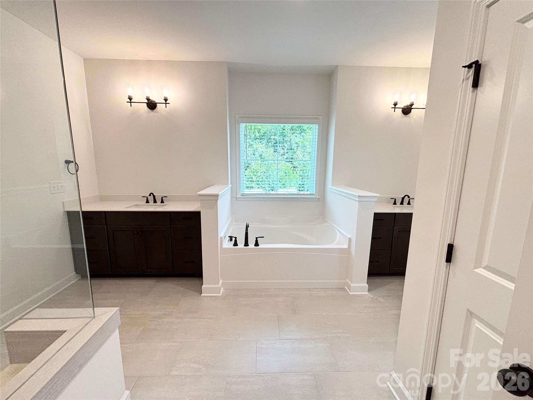 6823 Glen Abbey Lane — Mount Pleasant