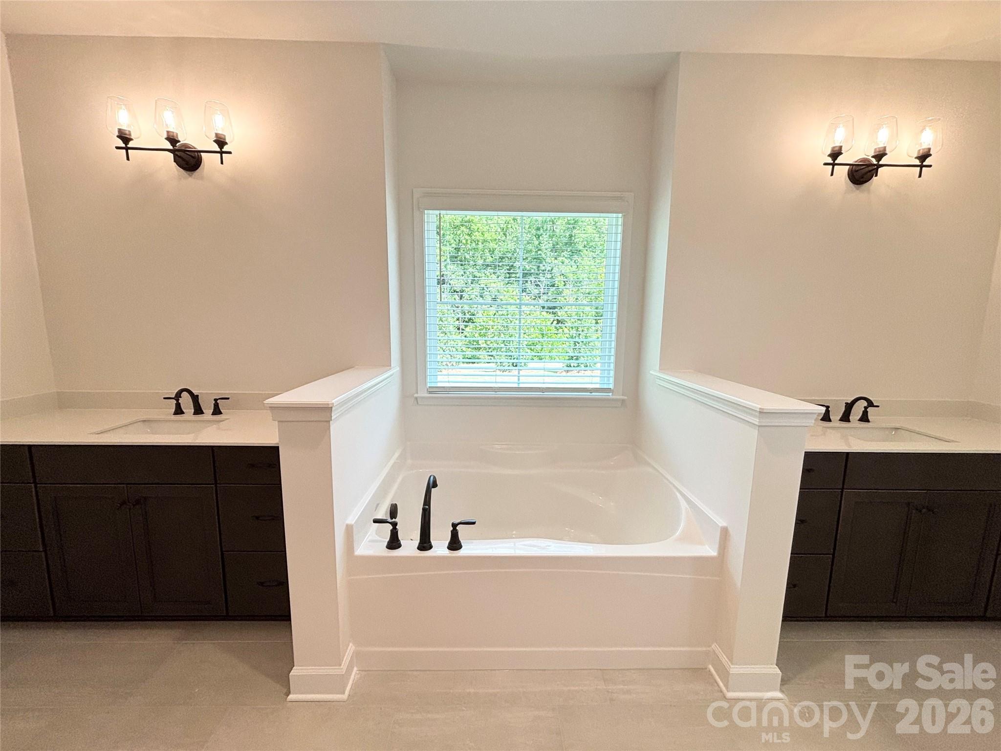 6823 Glen Abbey Lane — Mount Pleasant