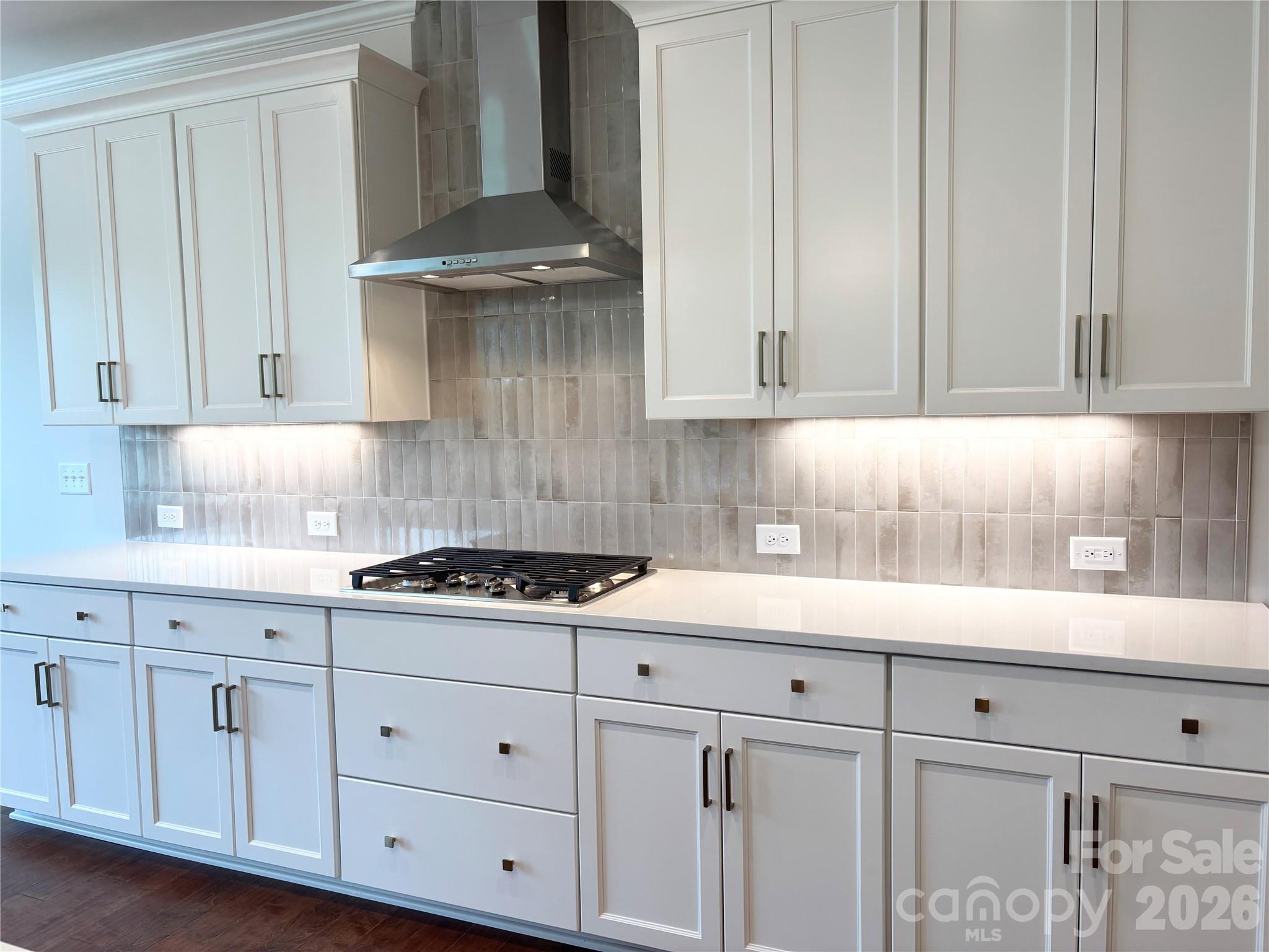 527 Oleander Street — Mount Pleasant