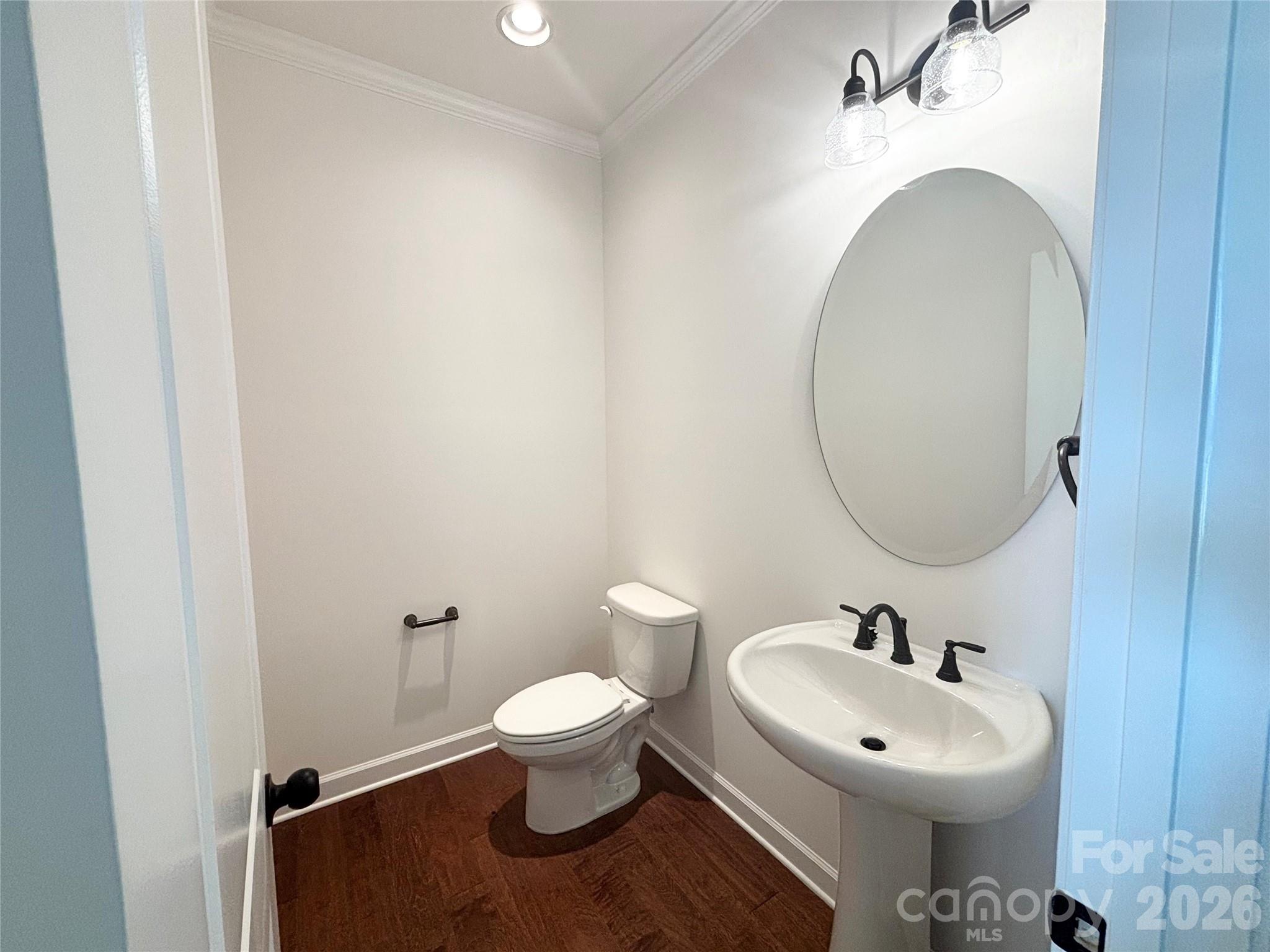 527 Oleander Street — Mount Pleasant