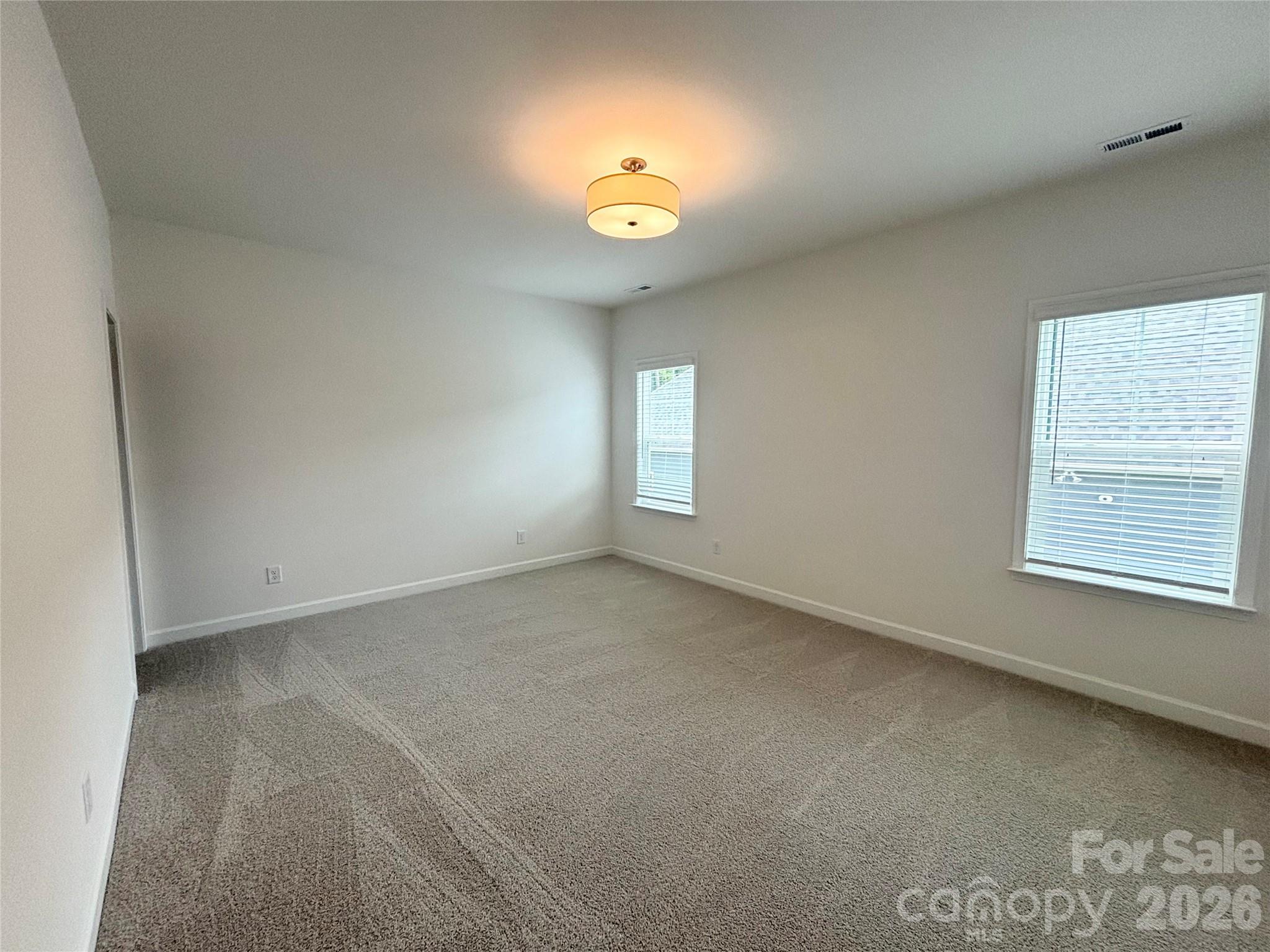 527 Oleander Street — Mount Pleasant