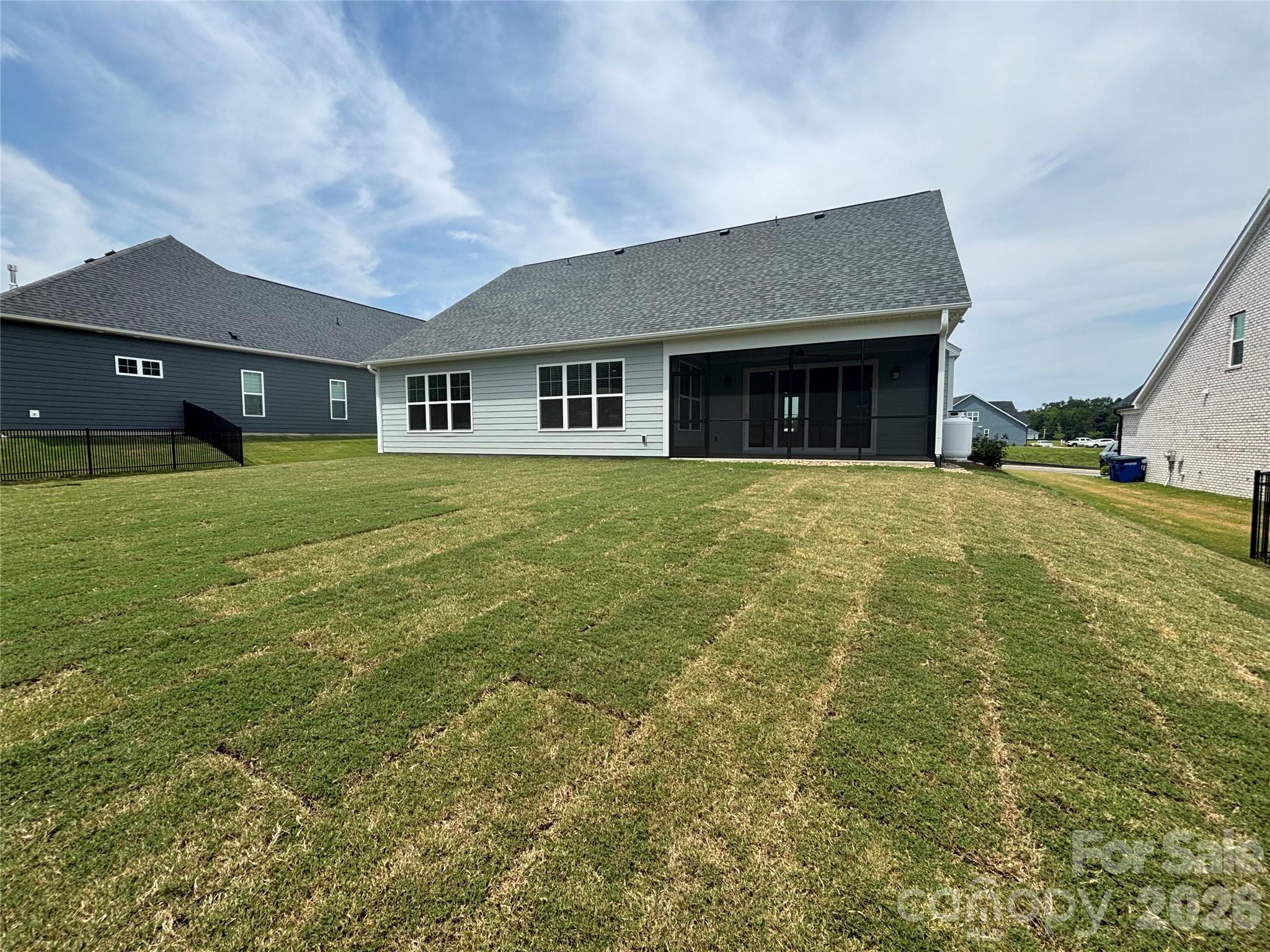 527 Oleander Street — Mount Pleasant
