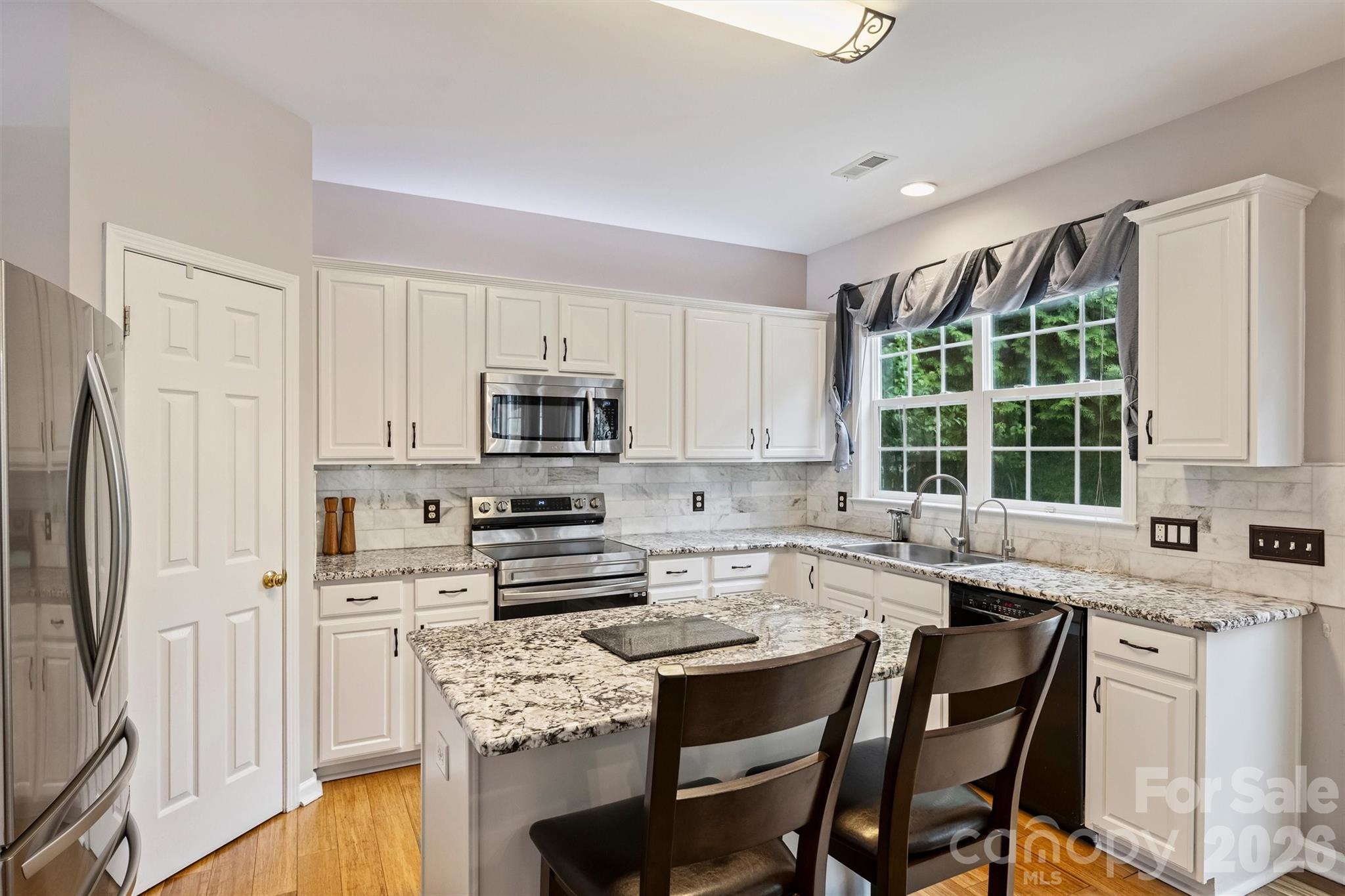 9610 Garland Court — Charlotte