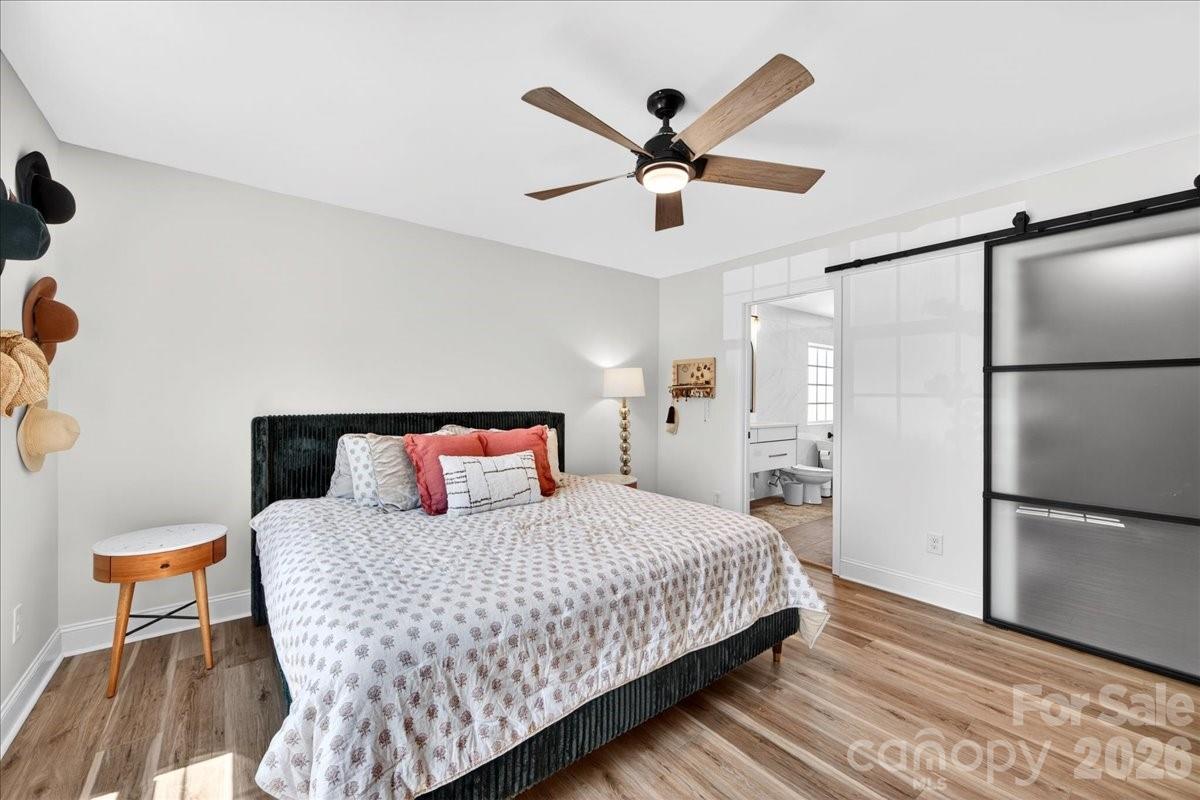 1511 Abbey Court — Belmont