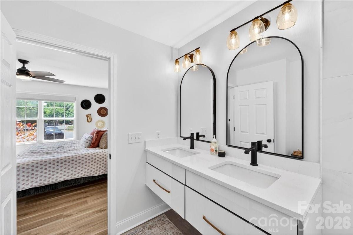 1511 Abbey Court — Belmont